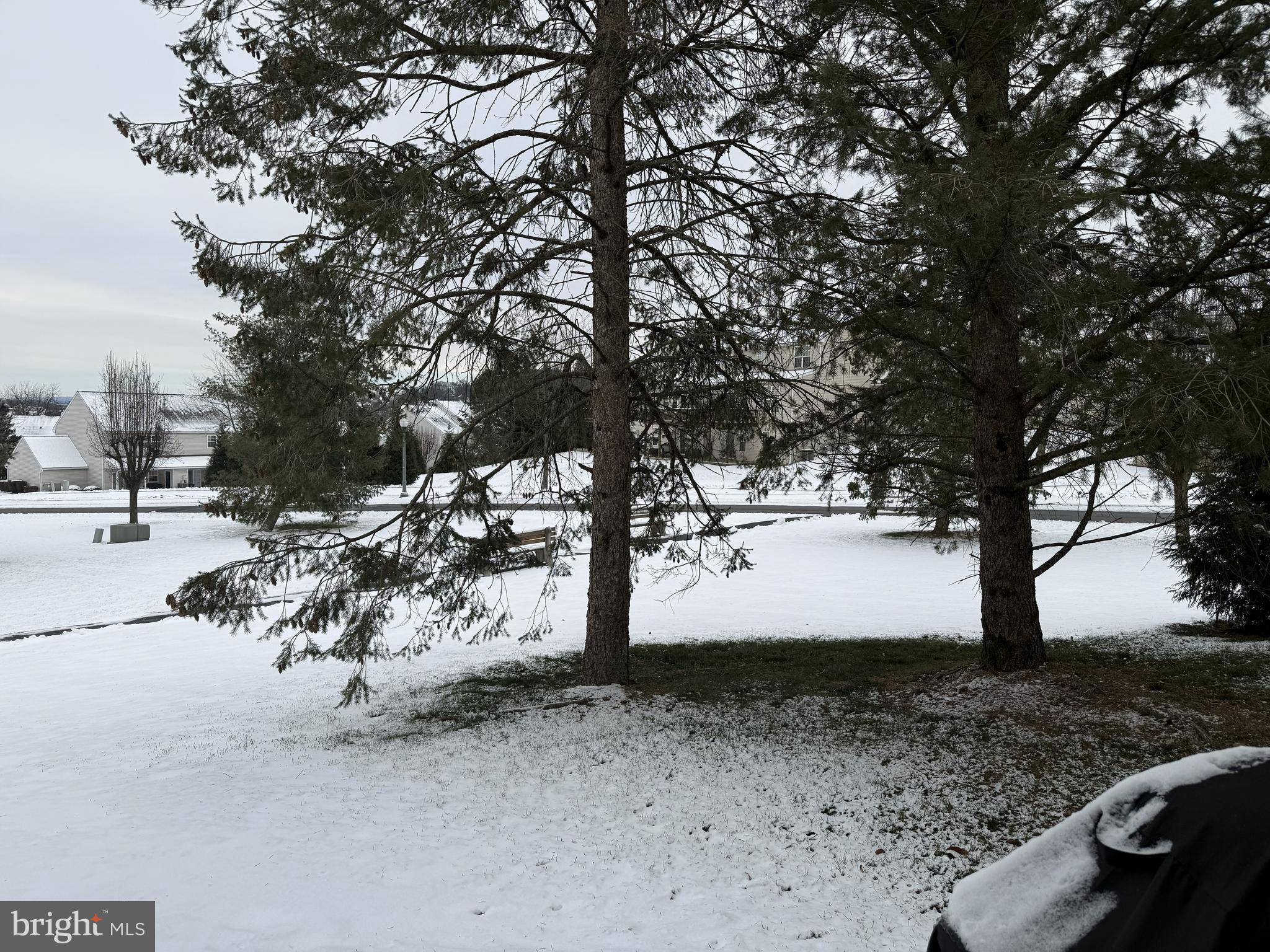 THOMAS GARDENS - Residential