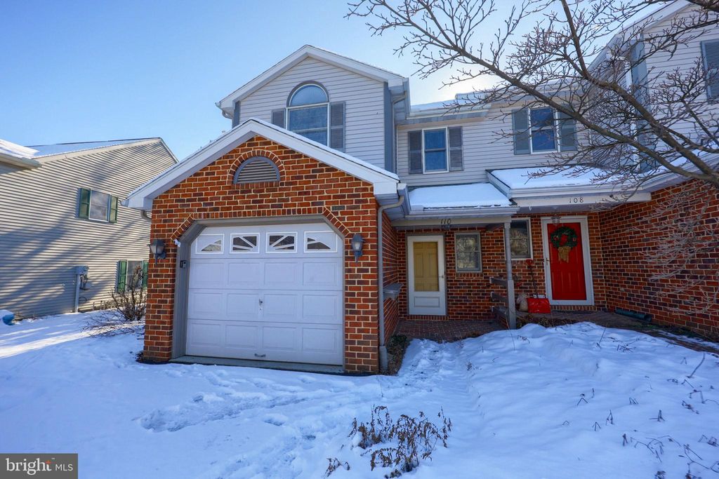 Photo of 110 Pepperton Court, LITITZ, PA 17543 (MLS # PALA2081174)