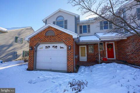 110 PEPPERTON COURT LITITZ PA 17543