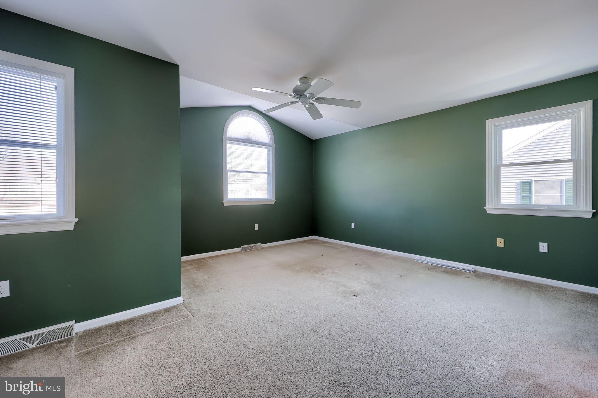 STAFFORDSHIRE - Residential