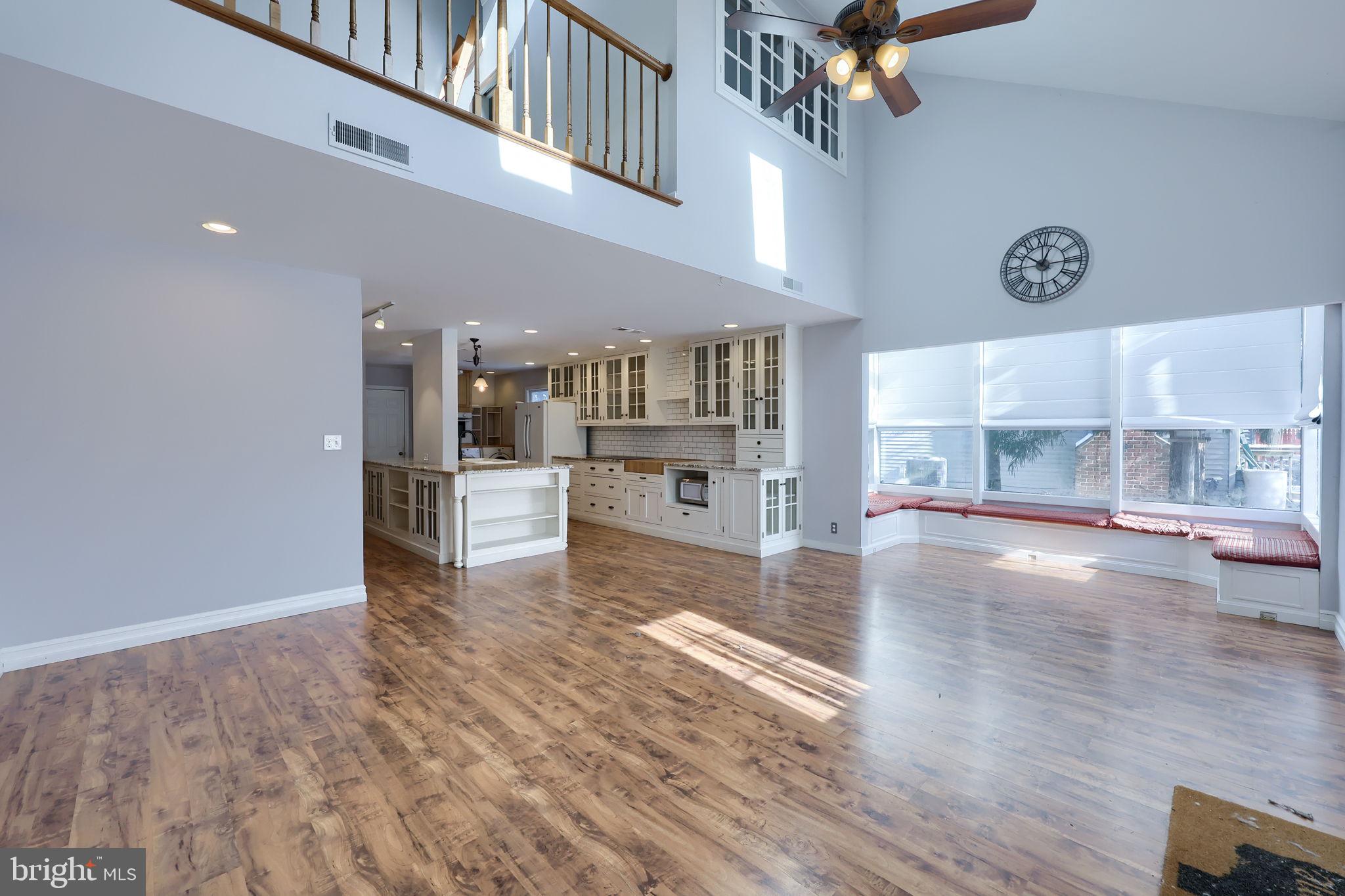 STAFFORDSHIRE - Residential