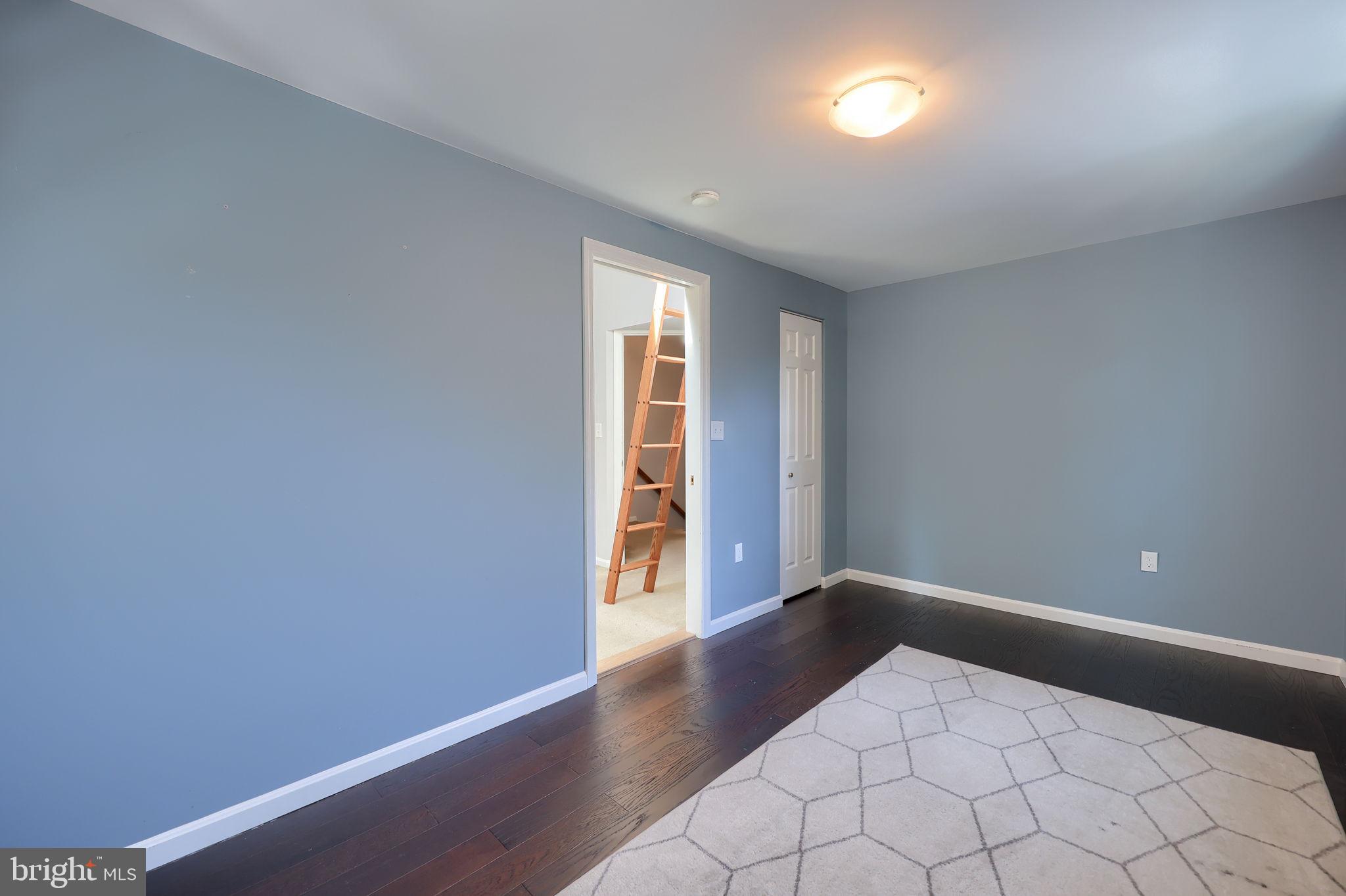 STAFFORDSHIRE - Residential