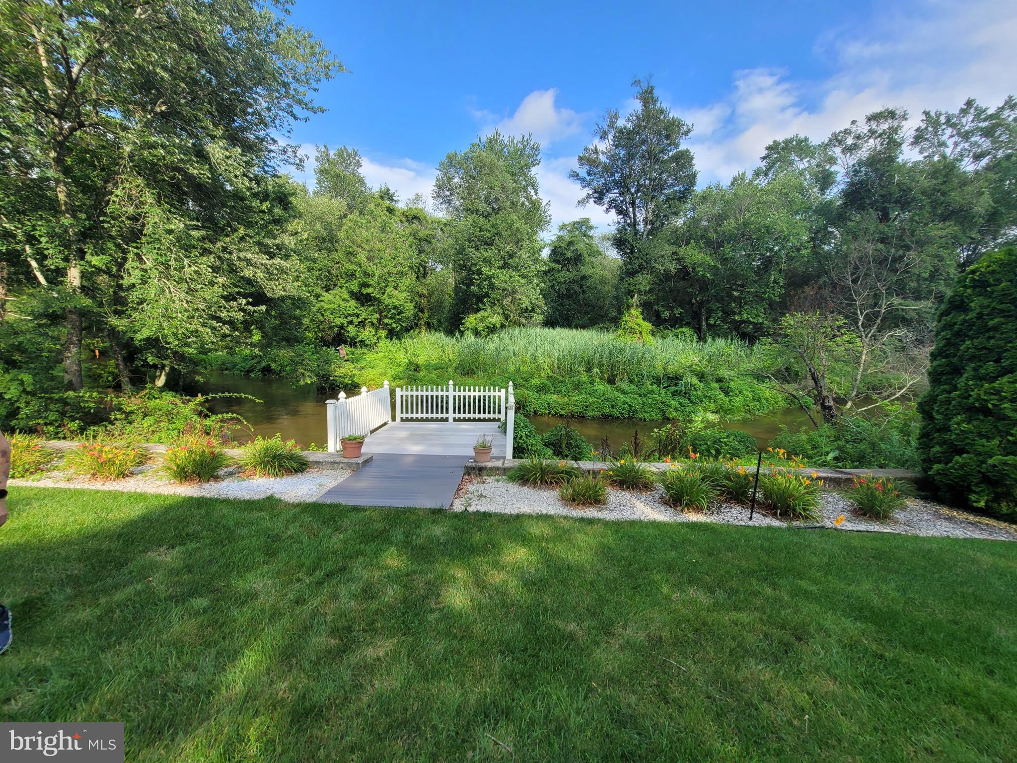 3773 BROOKHAVEN DRIVE