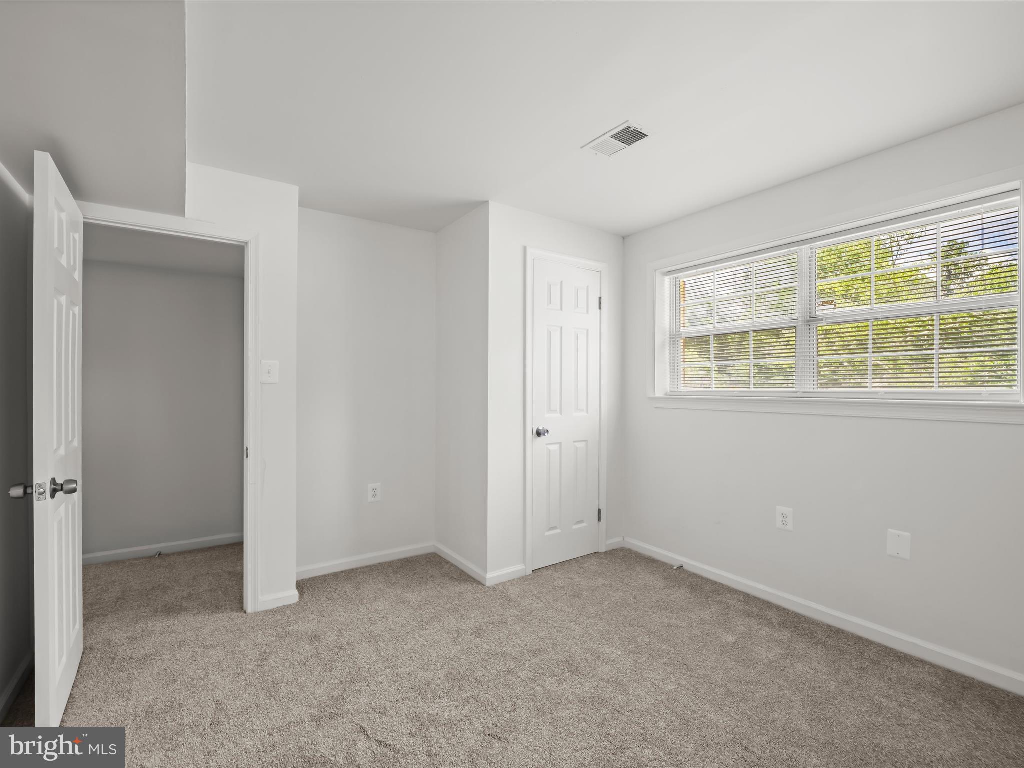 PISCATAWAY ESTATES - Residential