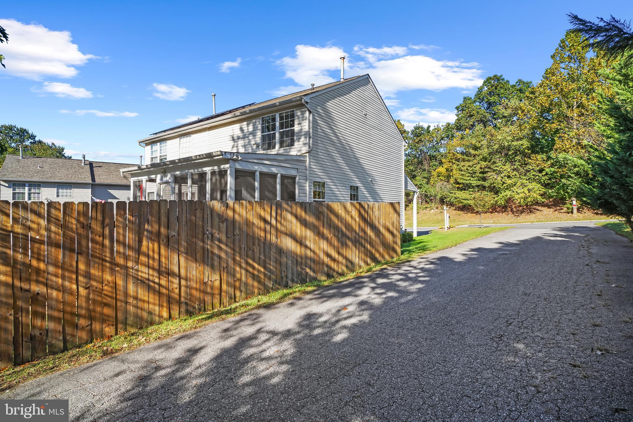 1433 CLARIDGE AVENUE