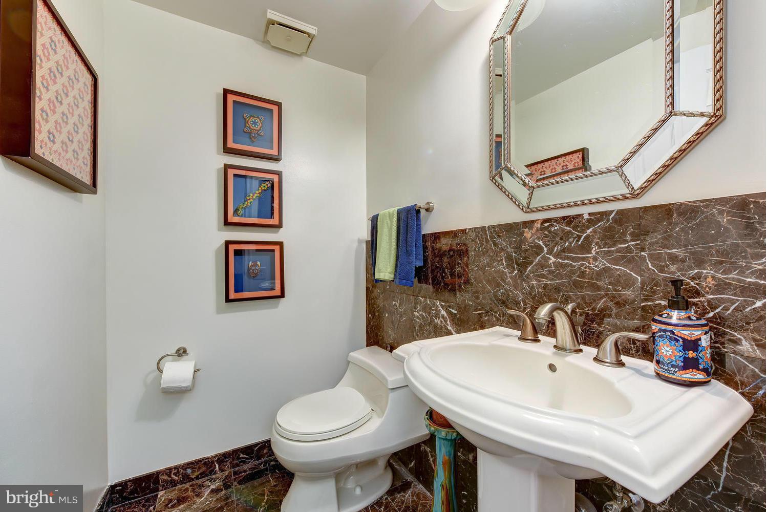 VIRGINIA VILLAGE - Residential