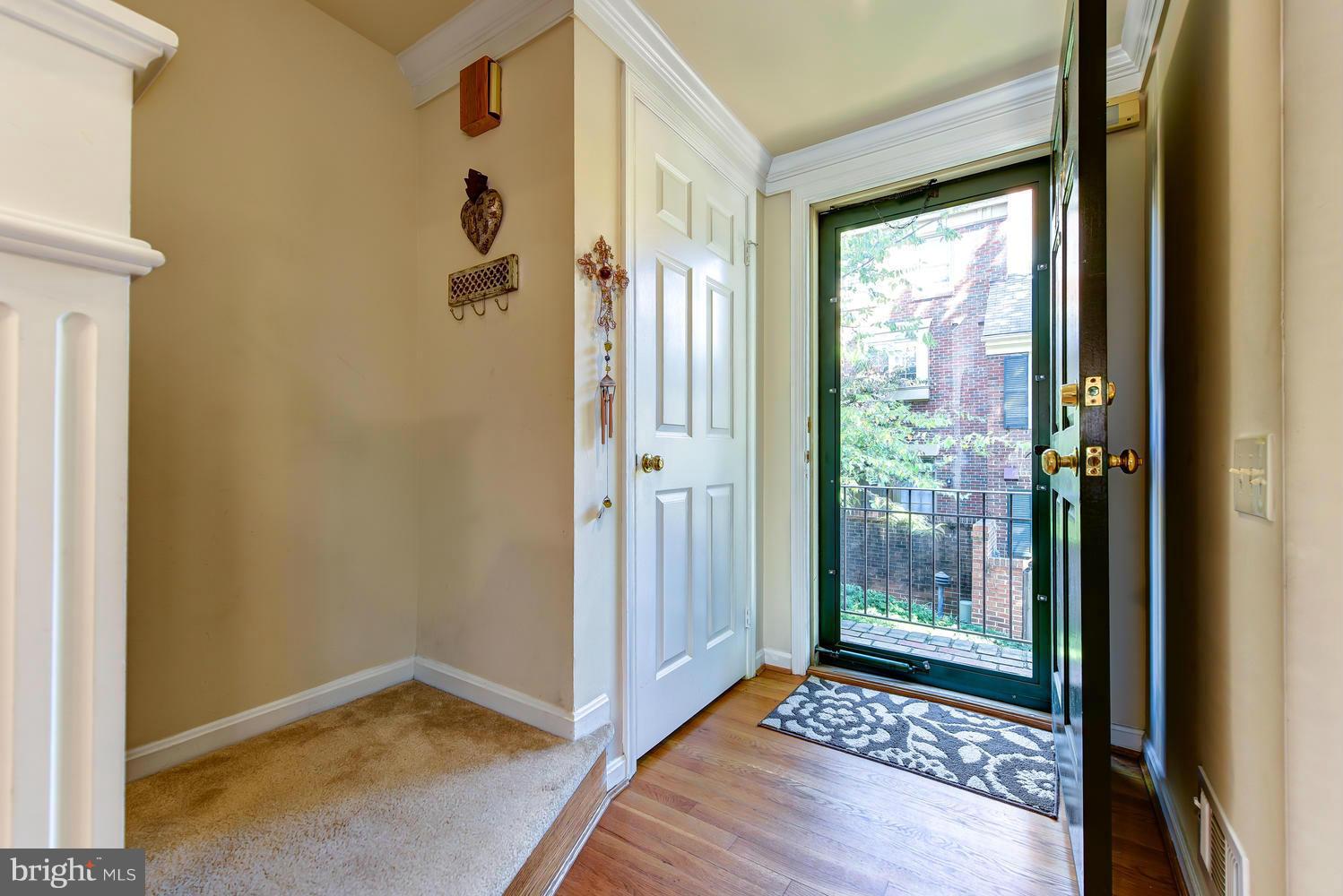 VIRGINIA VILLAGE - Residential