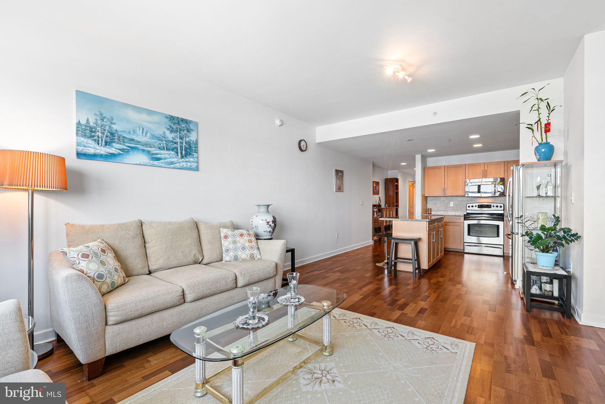 901 N PENN STREET F706