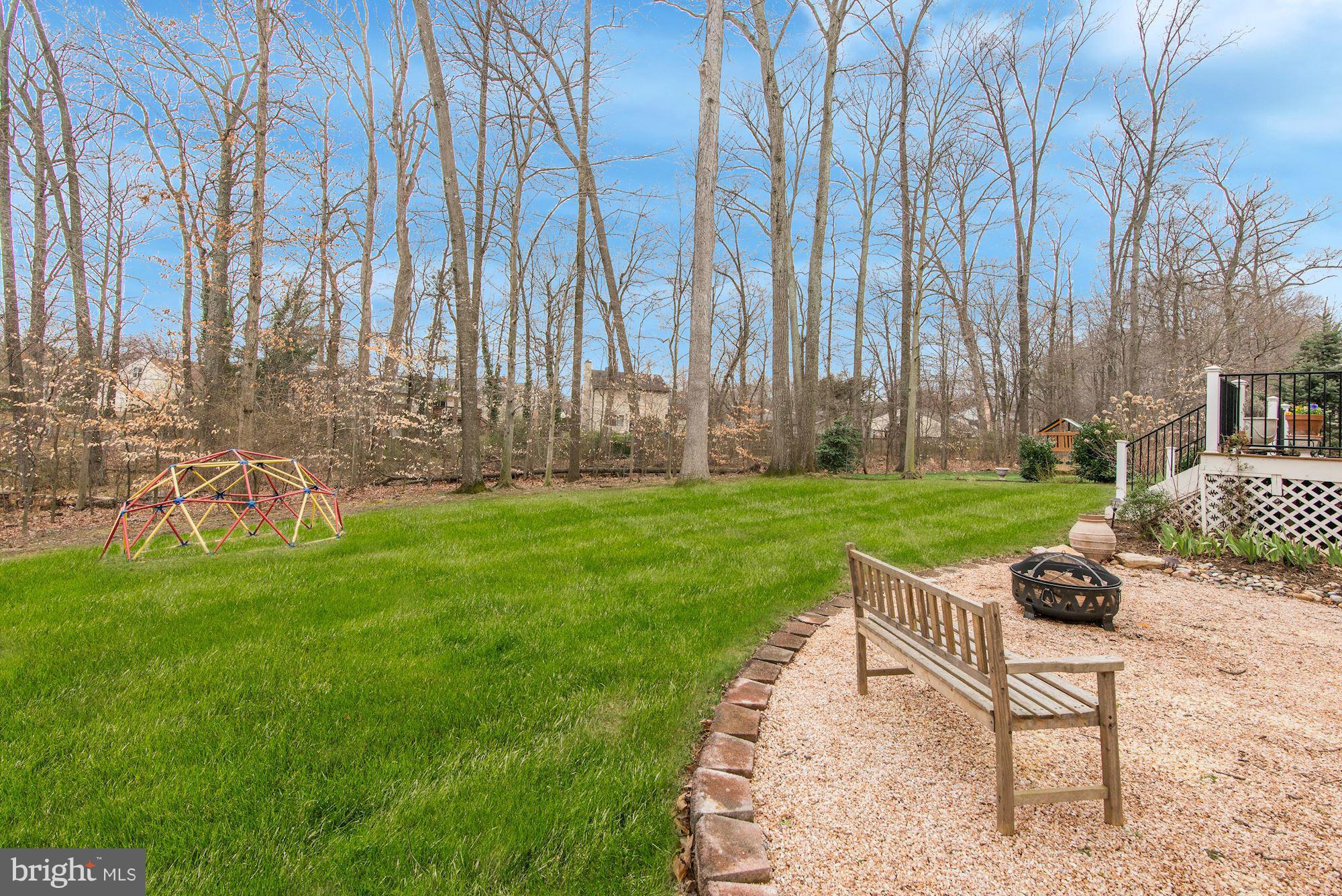 POTOMAC LAKES - Residential