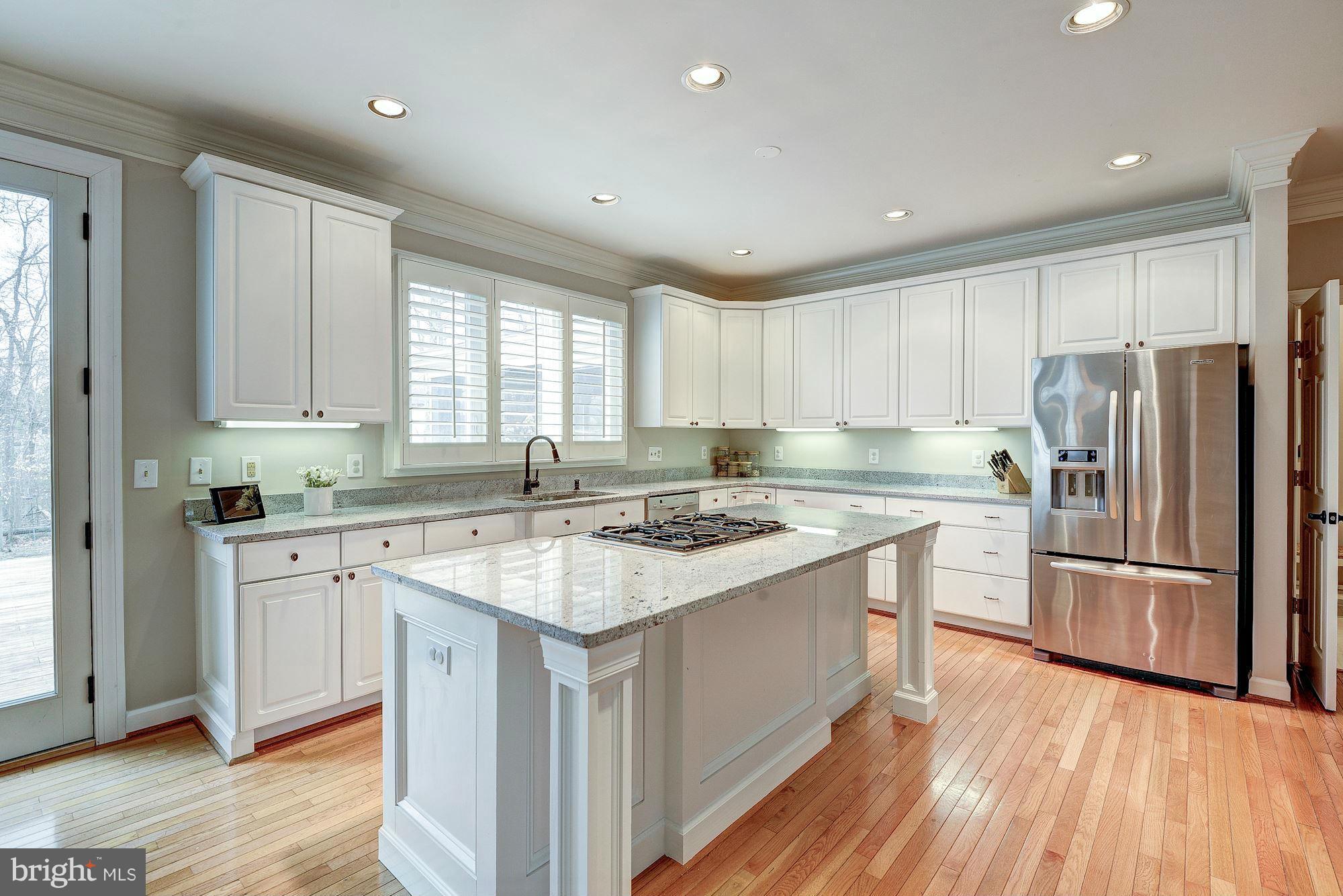 POTOMAC LAKES - Residential