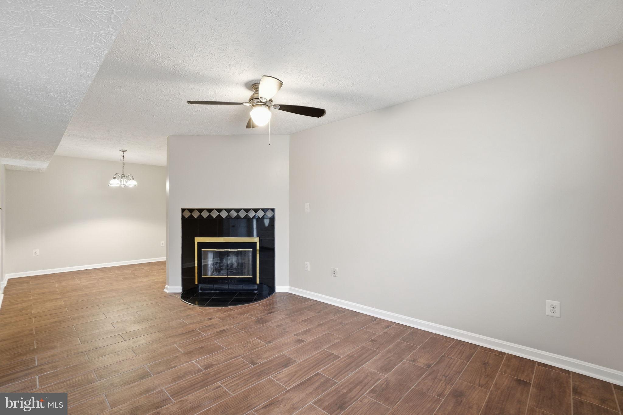 SINGLETONS GROVE - Residential