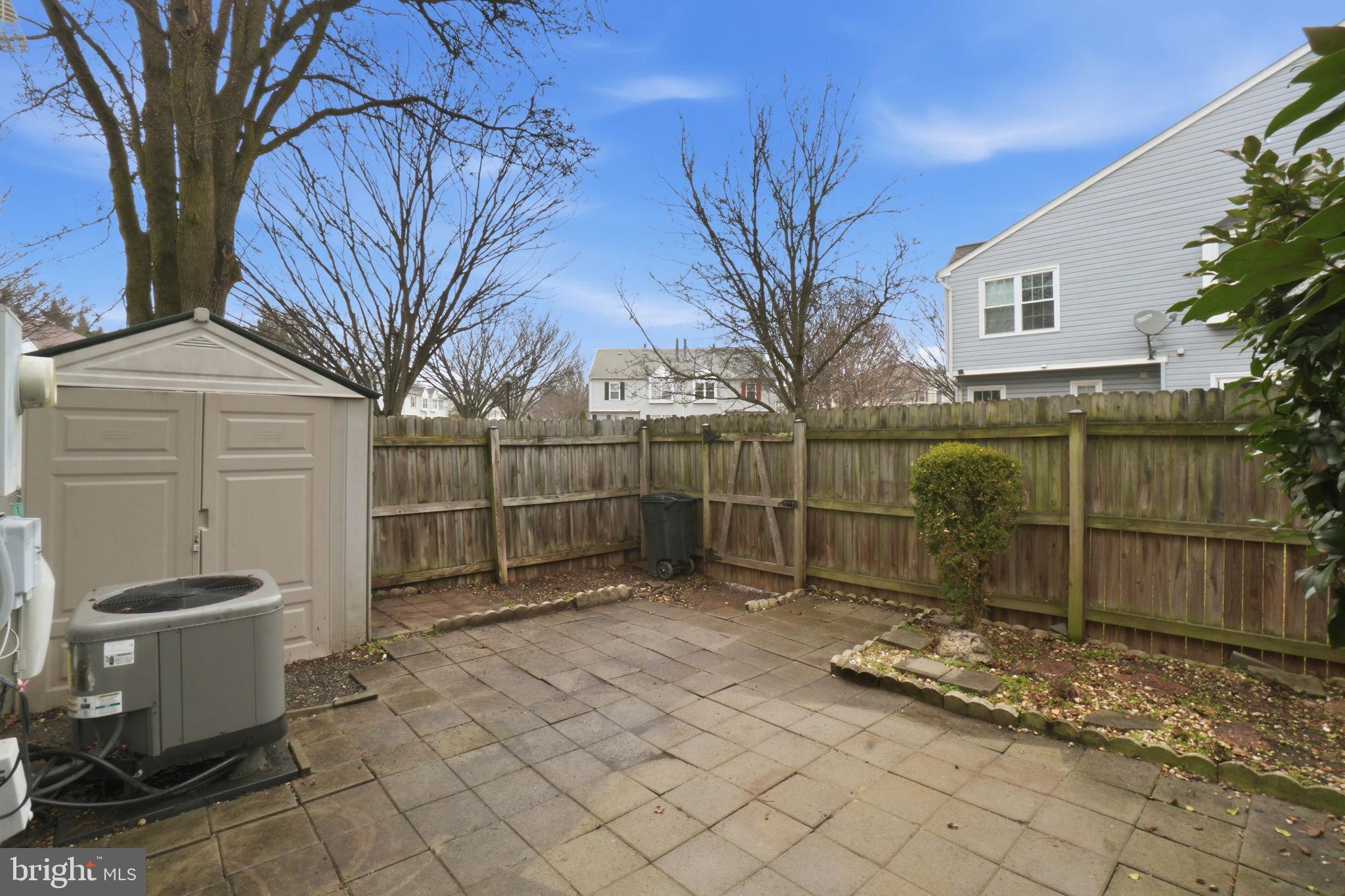 SINGLETONS GROVE - Residential