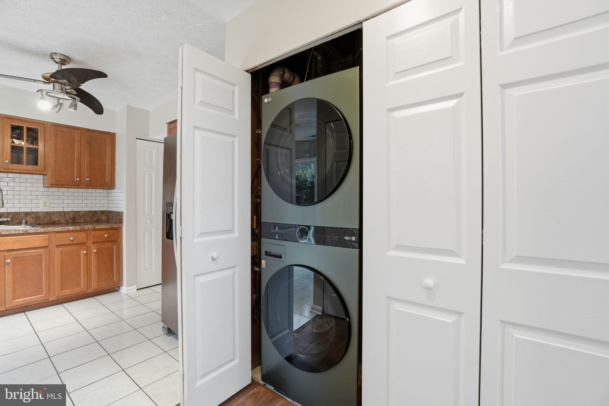 SINGLETONS GROVE - Residential