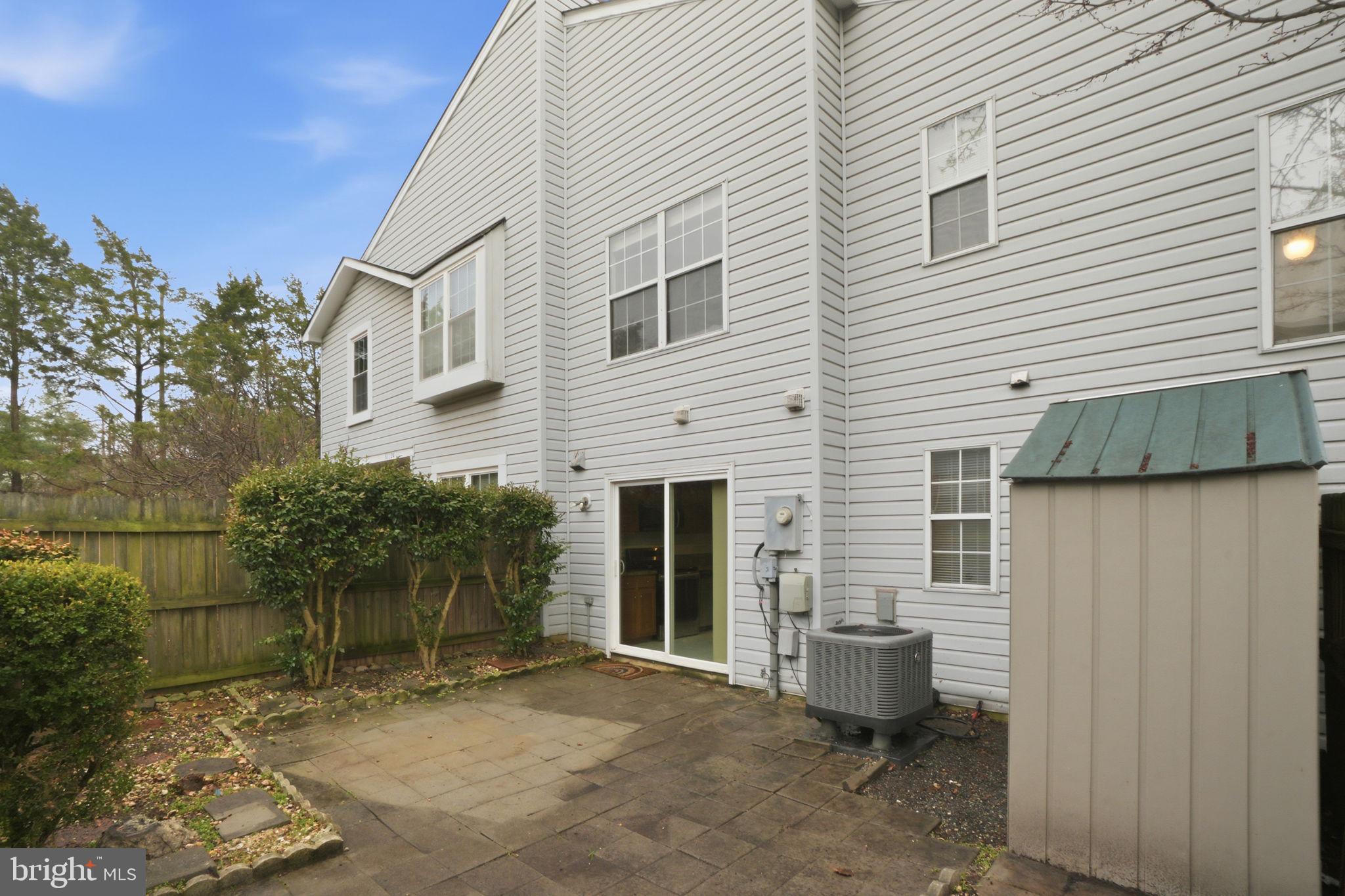 SINGLETONS GROVE - Residential