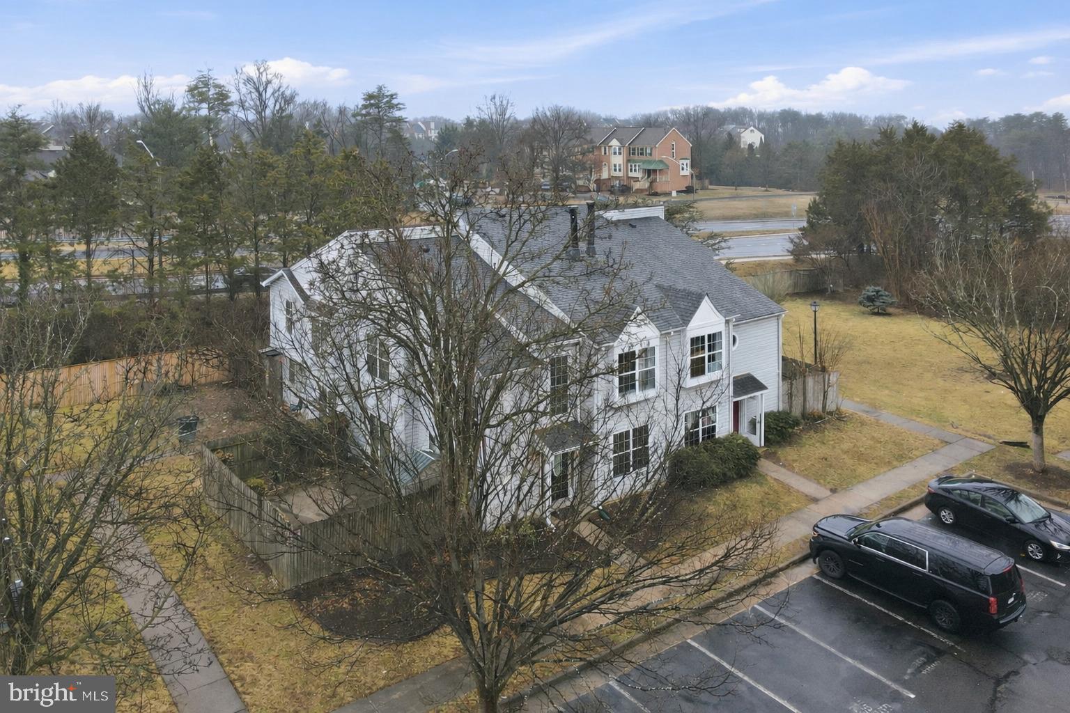 SINGLETONS GROVE - Residential