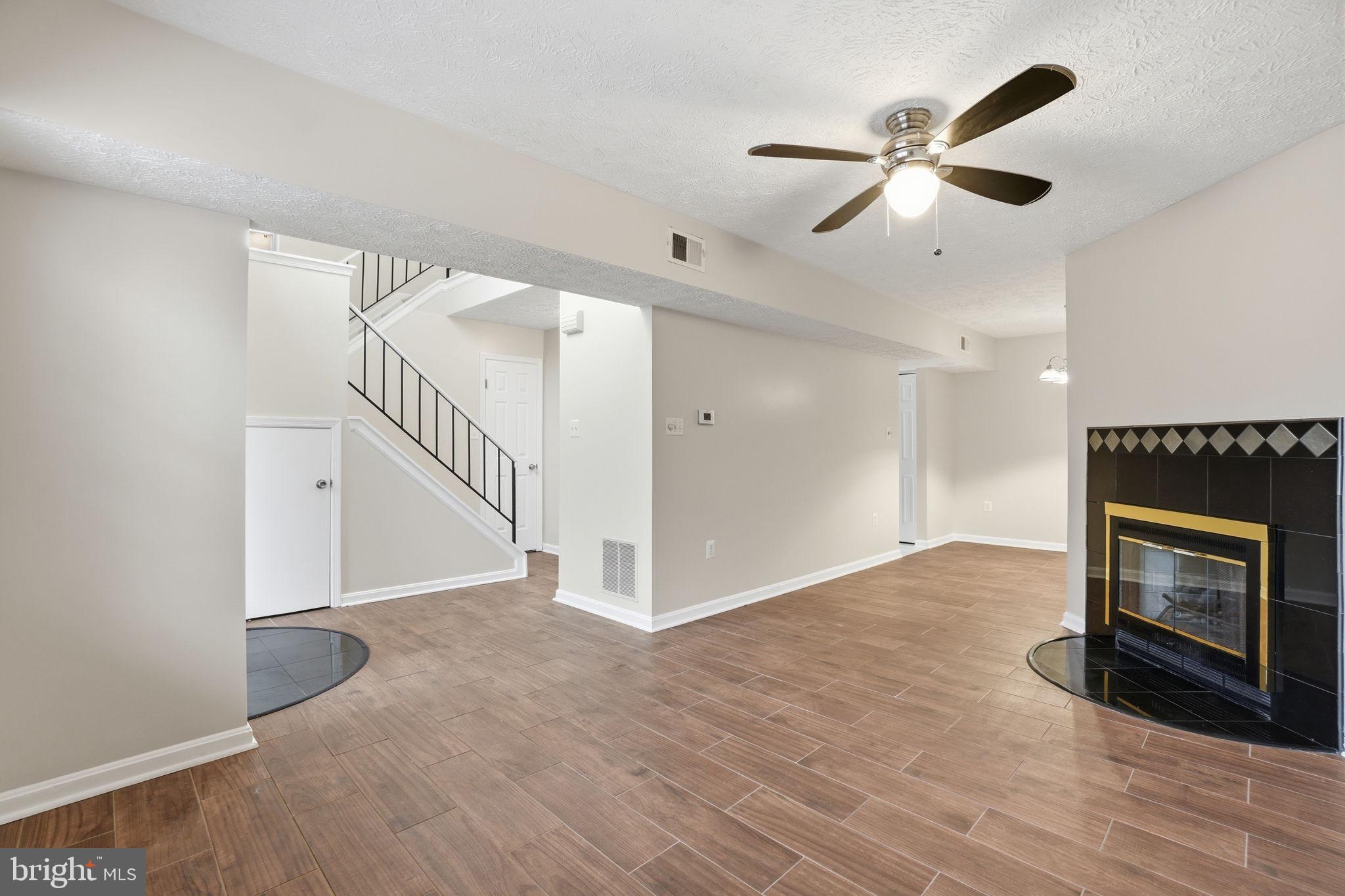 SINGLETONS GROVE - Residential