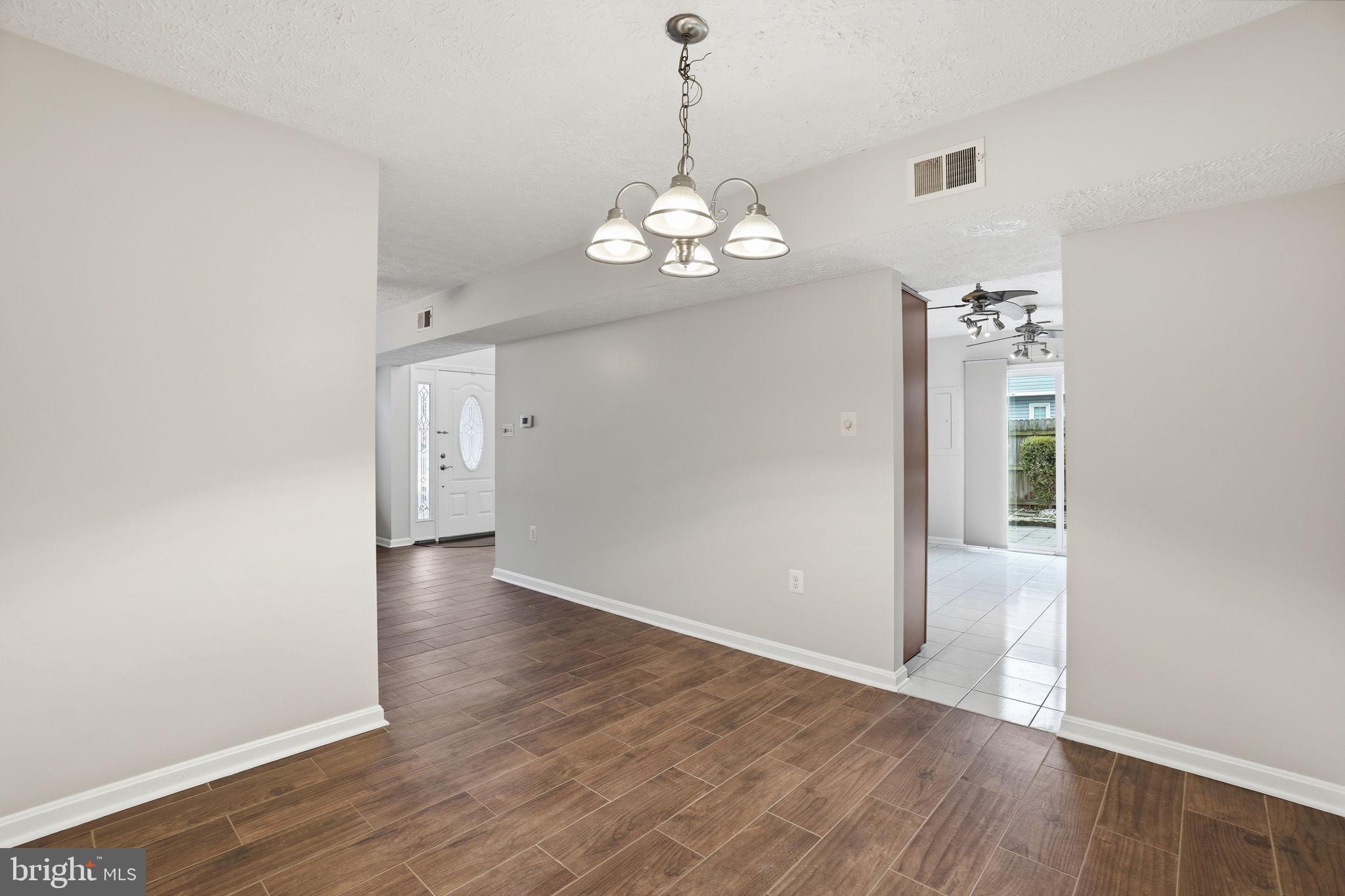 SINGLETONS GROVE - Residential