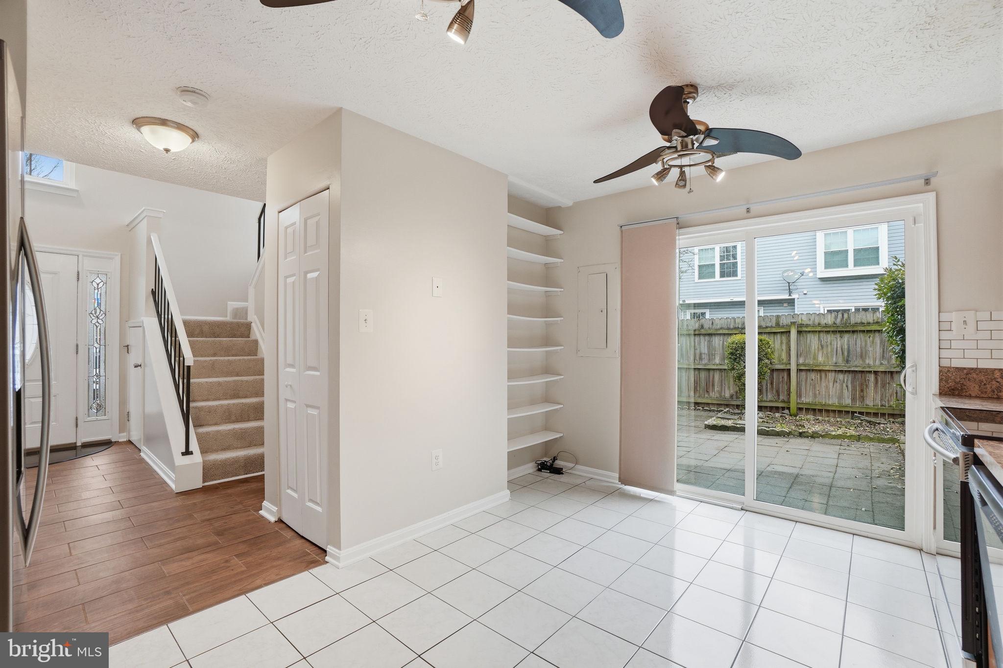 SINGLETONS GROVE - Residential