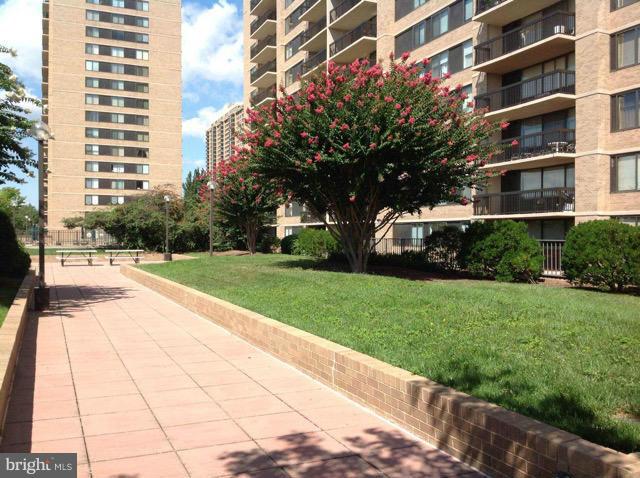 SKYLINE HOUSE - Residential Lease