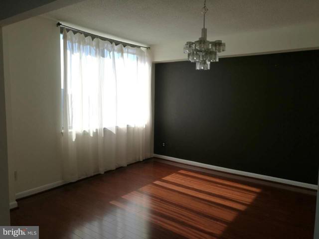 SKYLINE HOUSE - Residential Lease