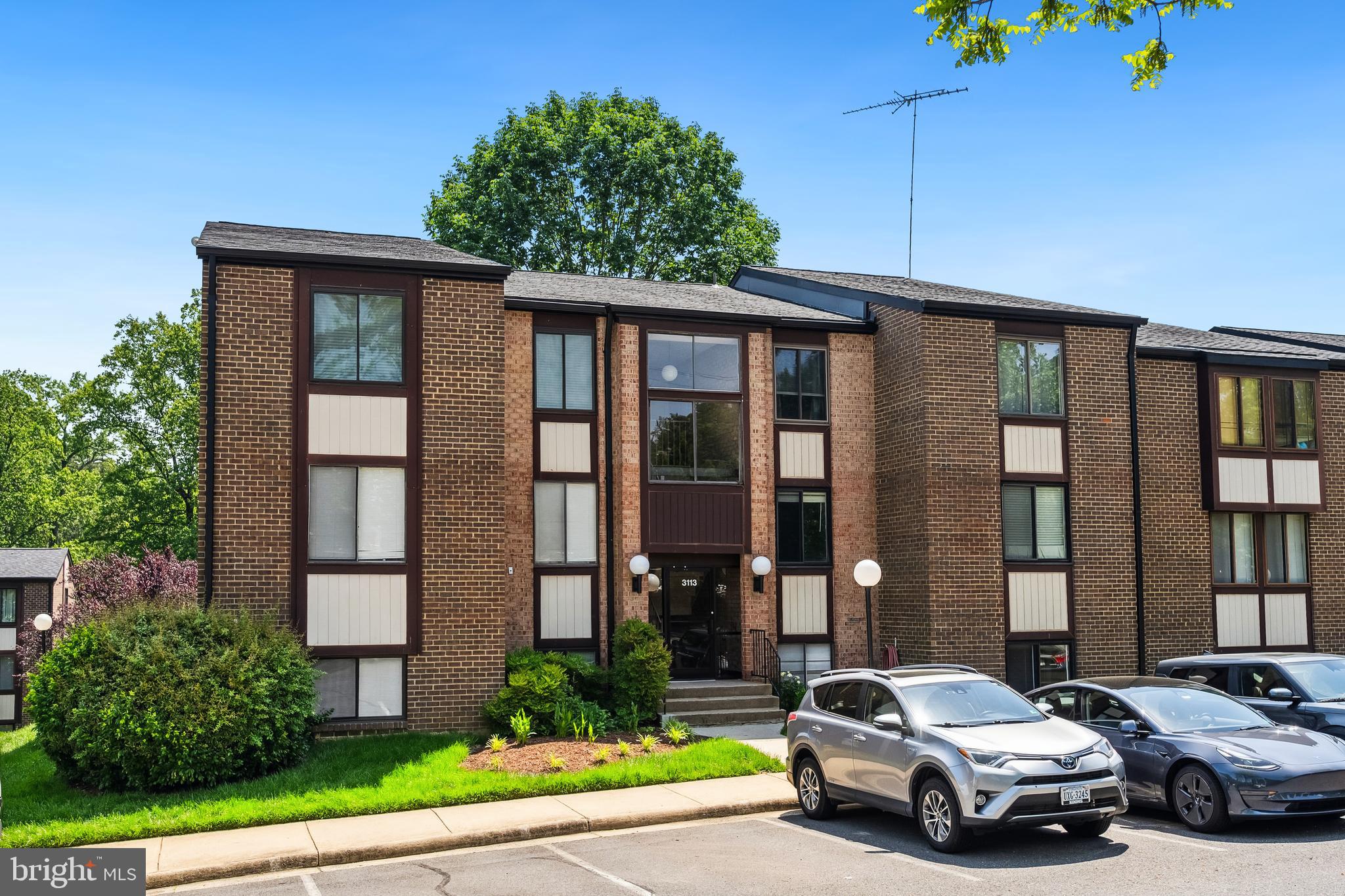 3113 BUCCANEER COURT 101