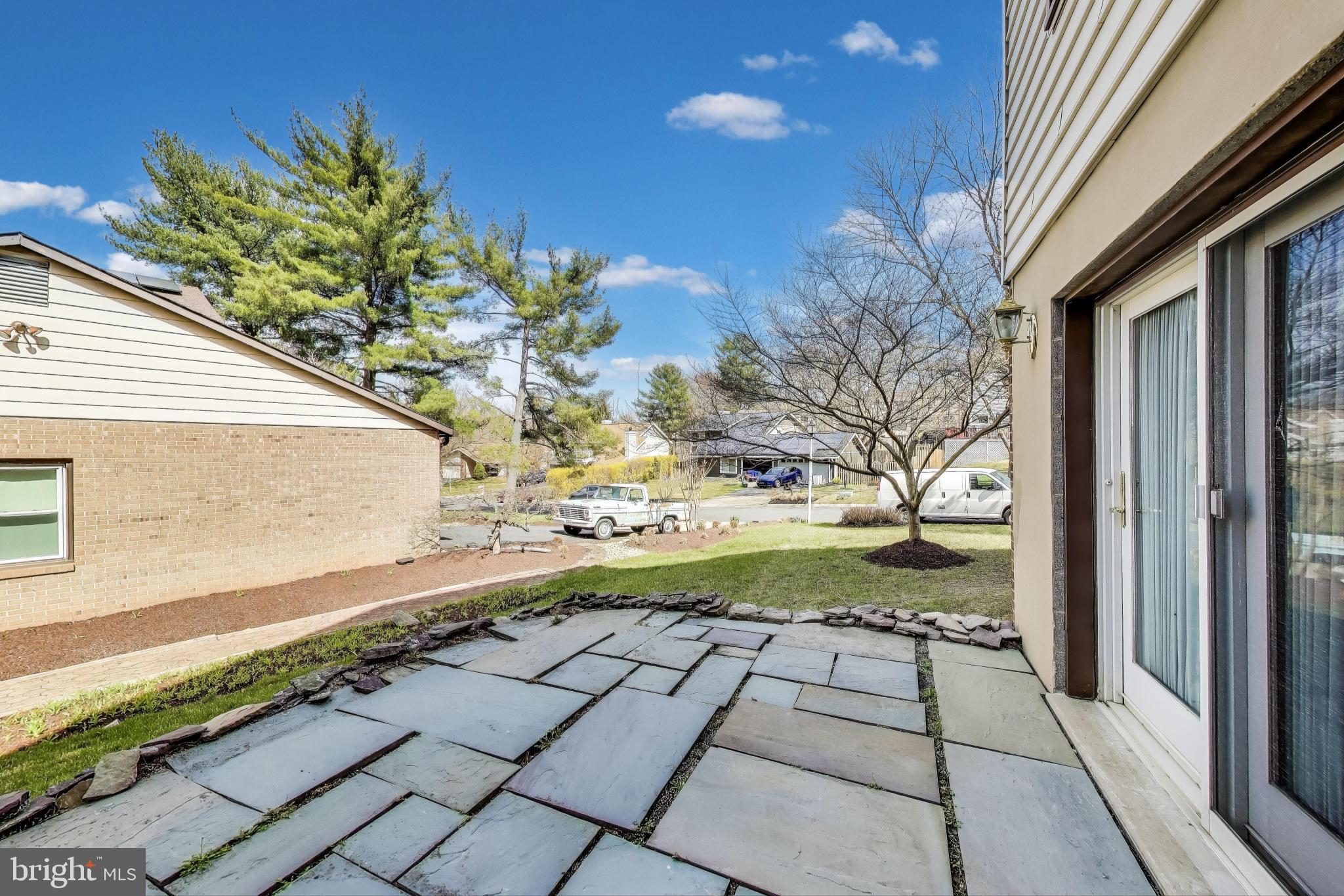 CHARLENE - Residential