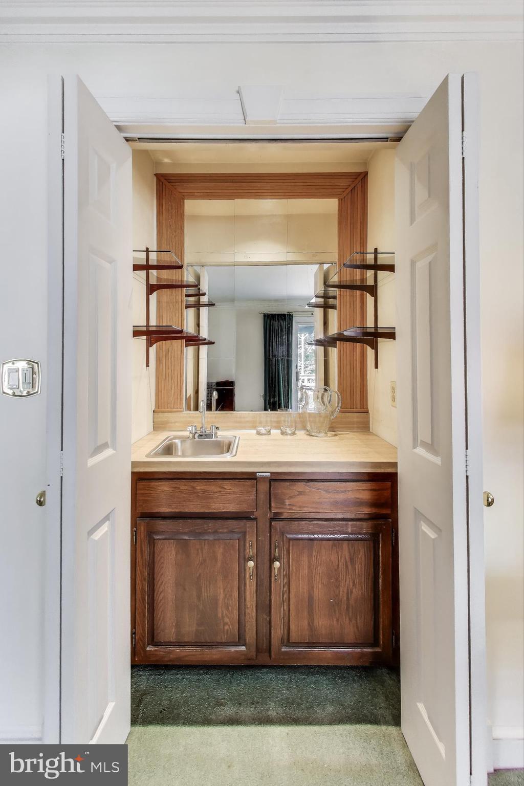 CHARLENE - Residential