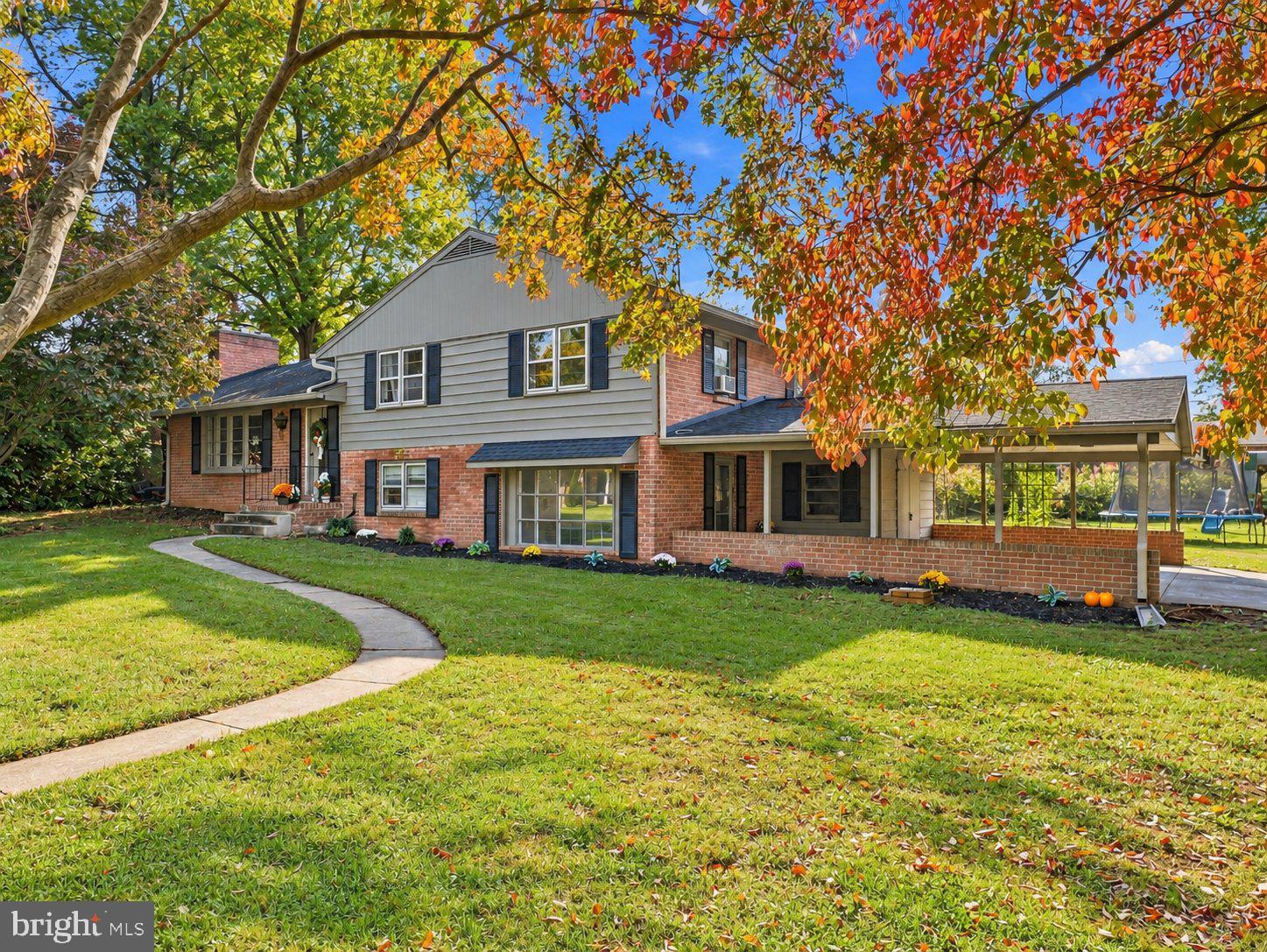 16601 JOHNSON DRIVE