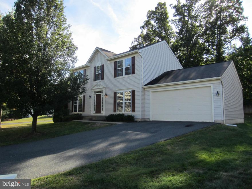 New carpet, paint, hot water heater, utility room flooring and more! Very nice home located within a great community that is close to amenities. Family room with warm gas fireplace, new carpeting, master bedroom walk-in closet, master bath soaking tub and separate shower. Basement with great large family space or recreation area.**SHORT TERM RENTAL available and LEASE to PURCHASE option**