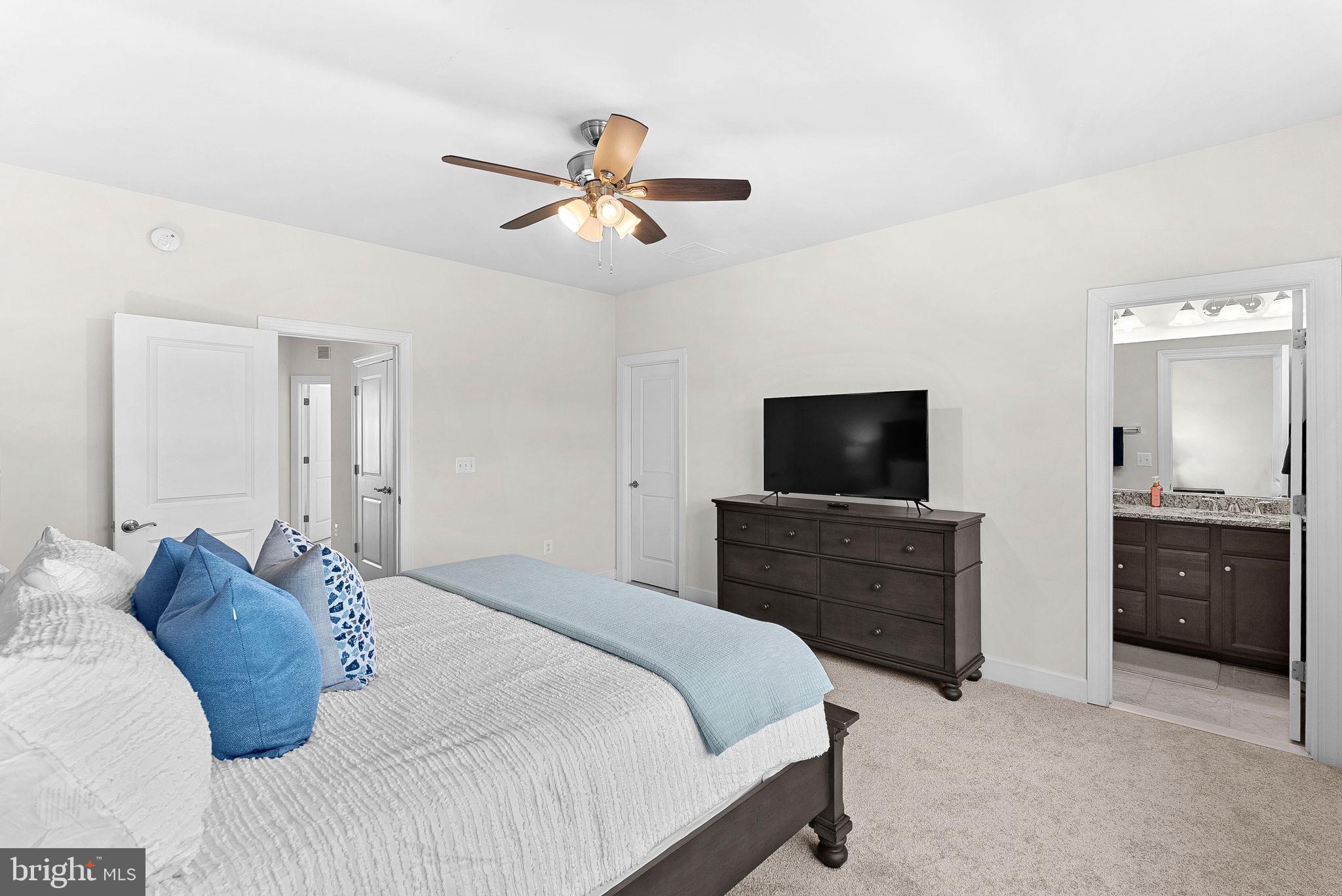 HAYMARKET CROSSING - Residential