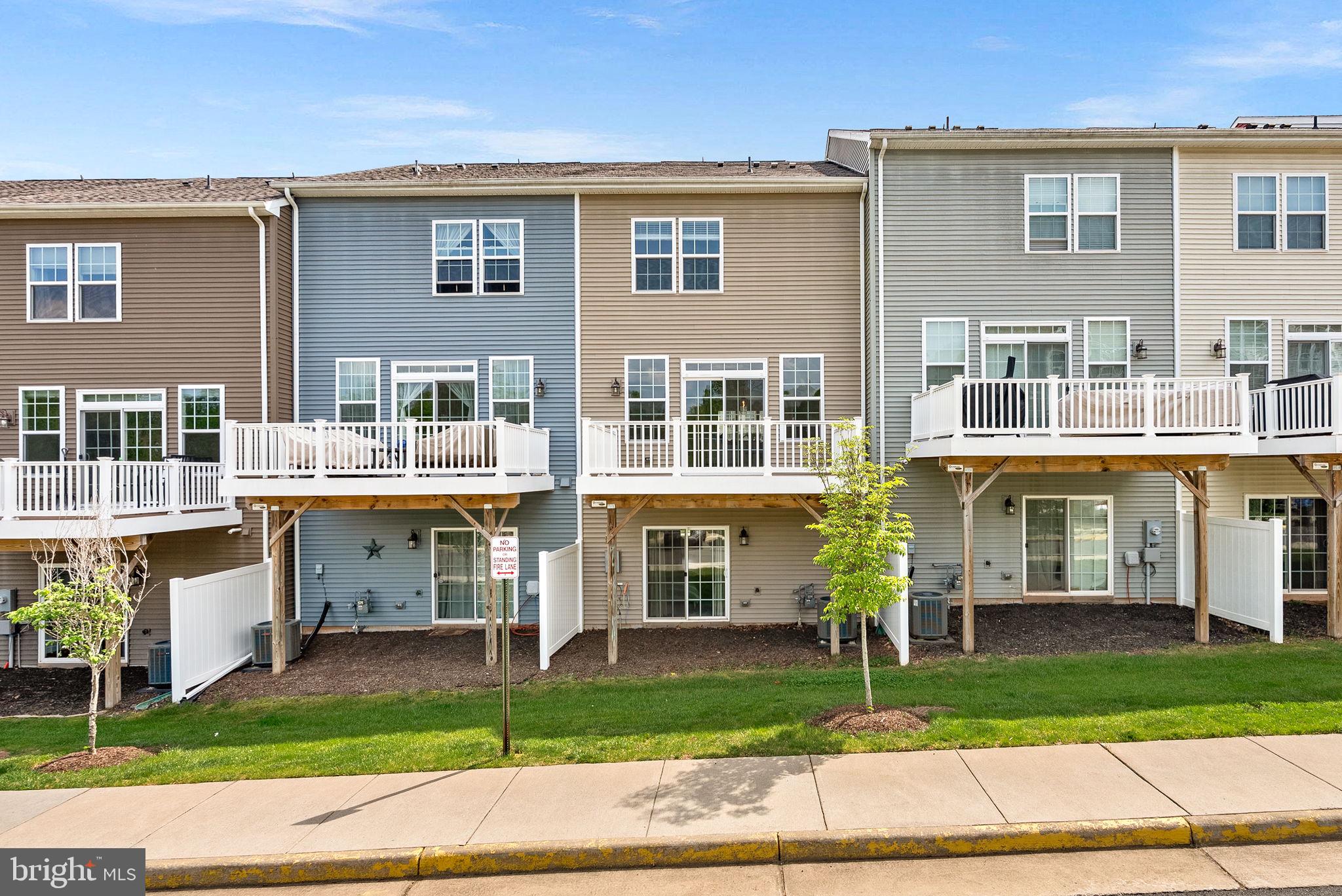 HAYMARKET CROSSING - Residential