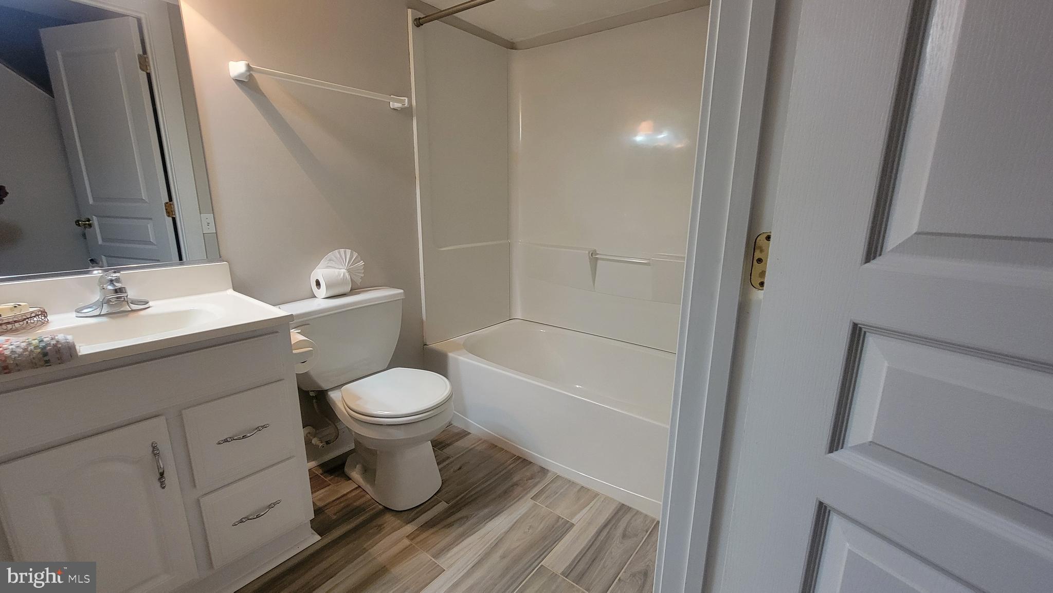 WOODBERRY - Residential Lease