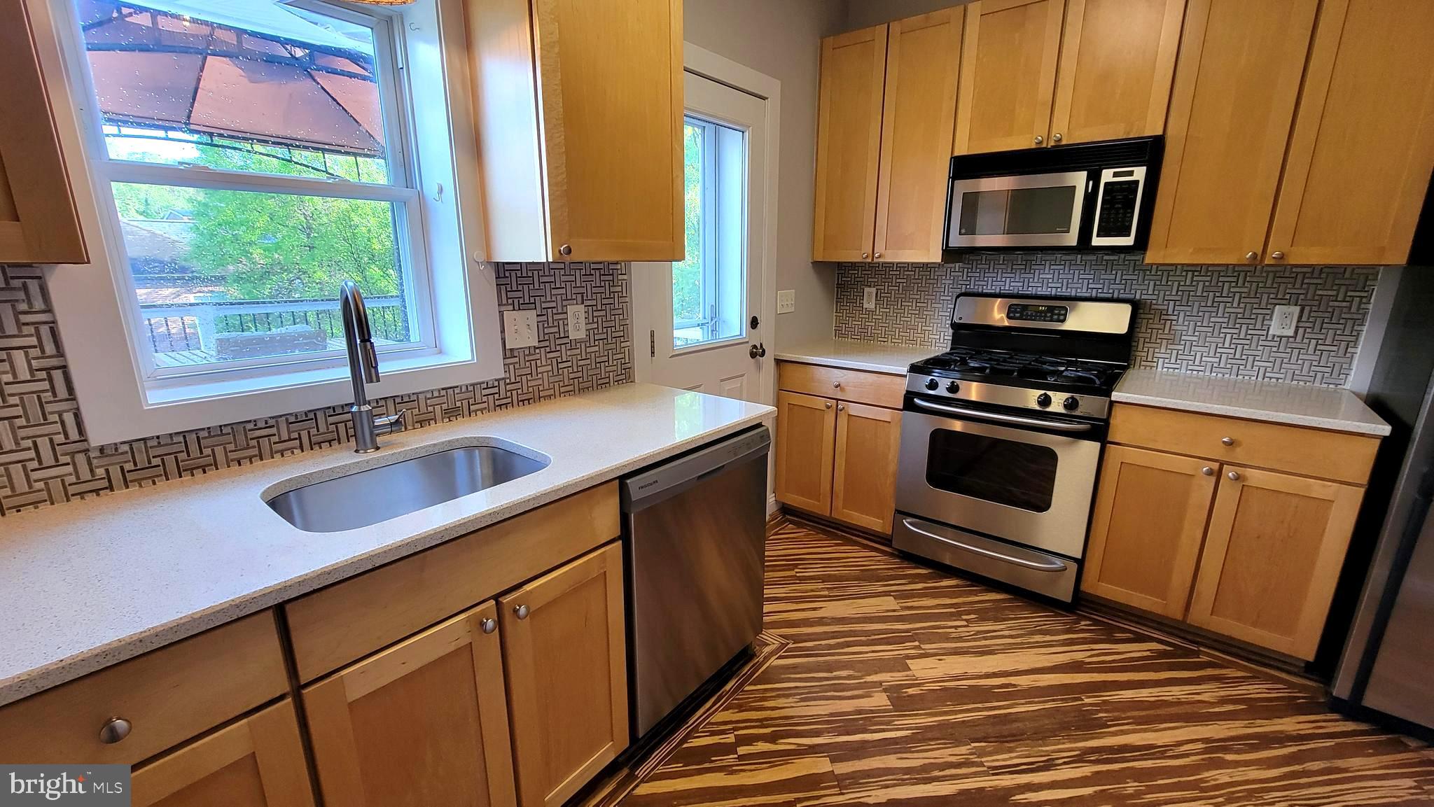 WOODBERRY - Residential Lease