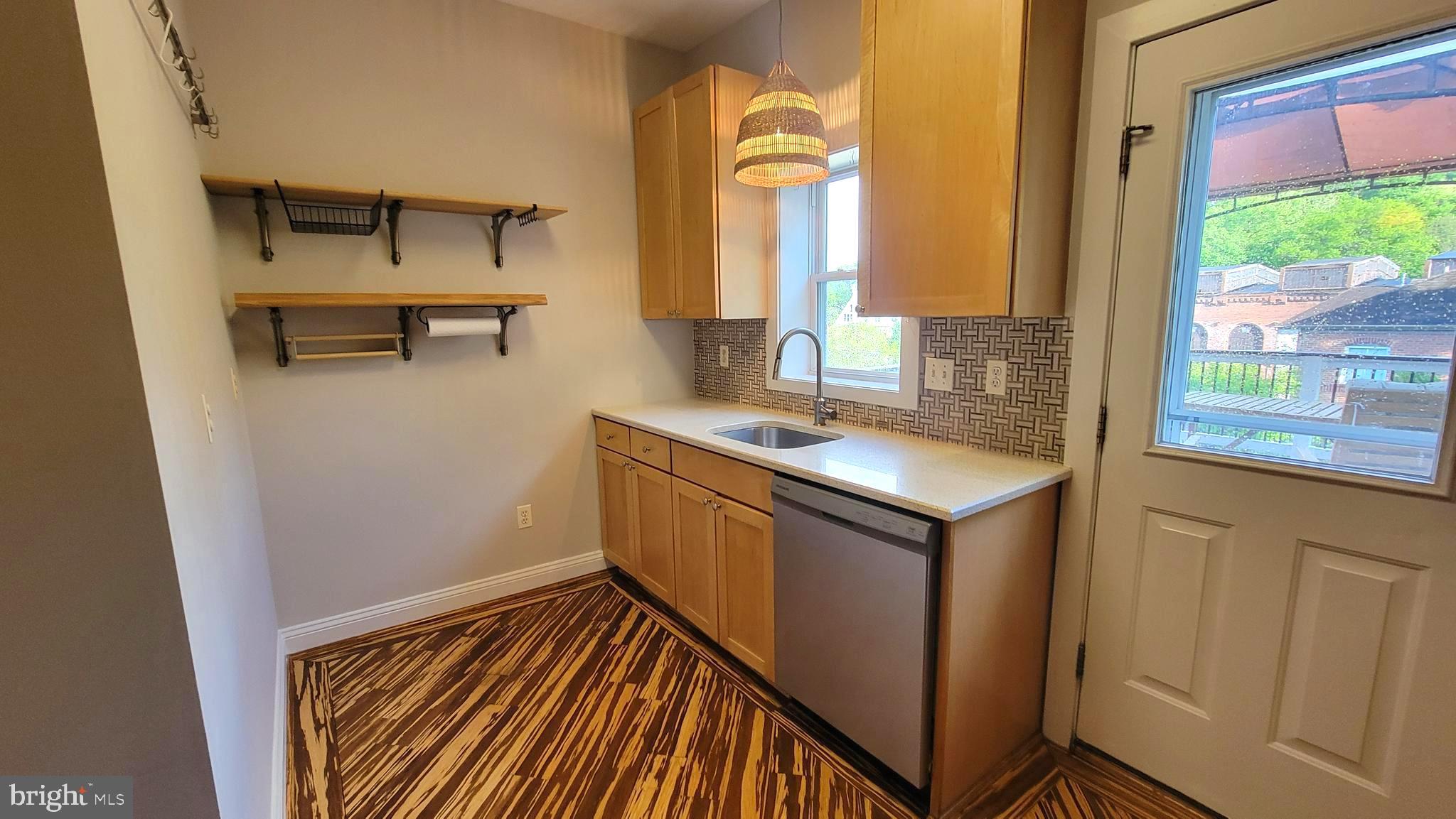 WOODBERRY - Residential Lease