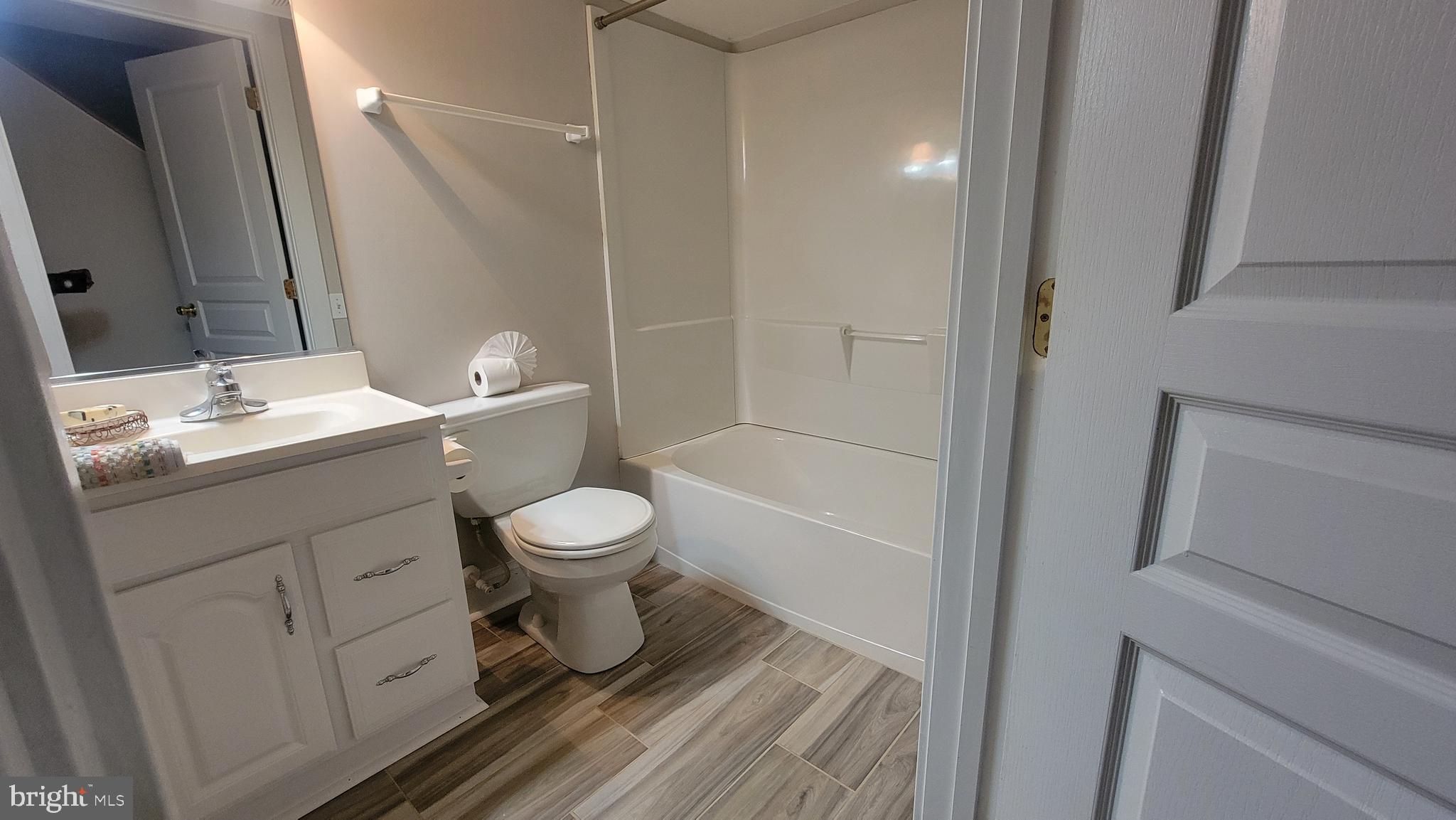 WOODBERRY - Residential Lease