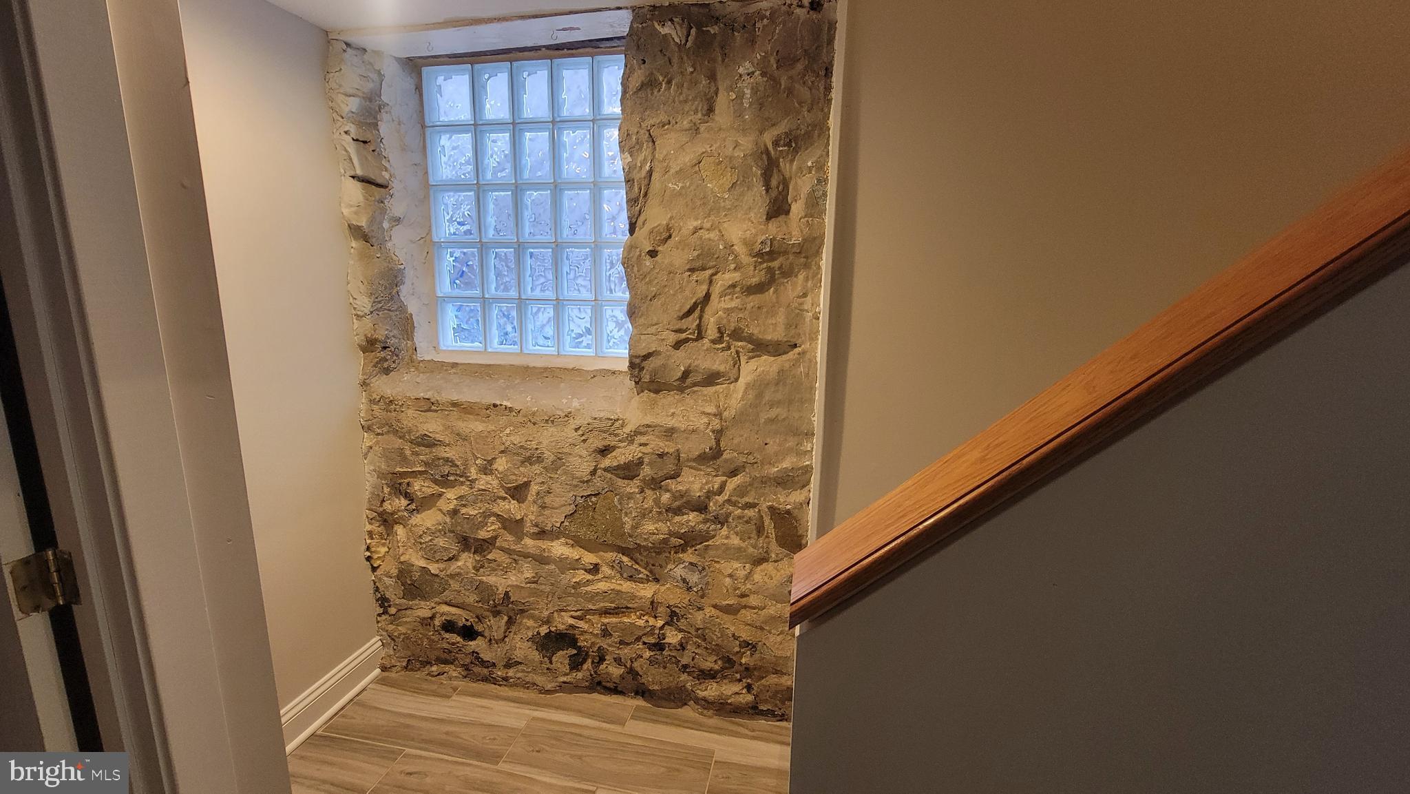 WOODBERRY - Residential Lease