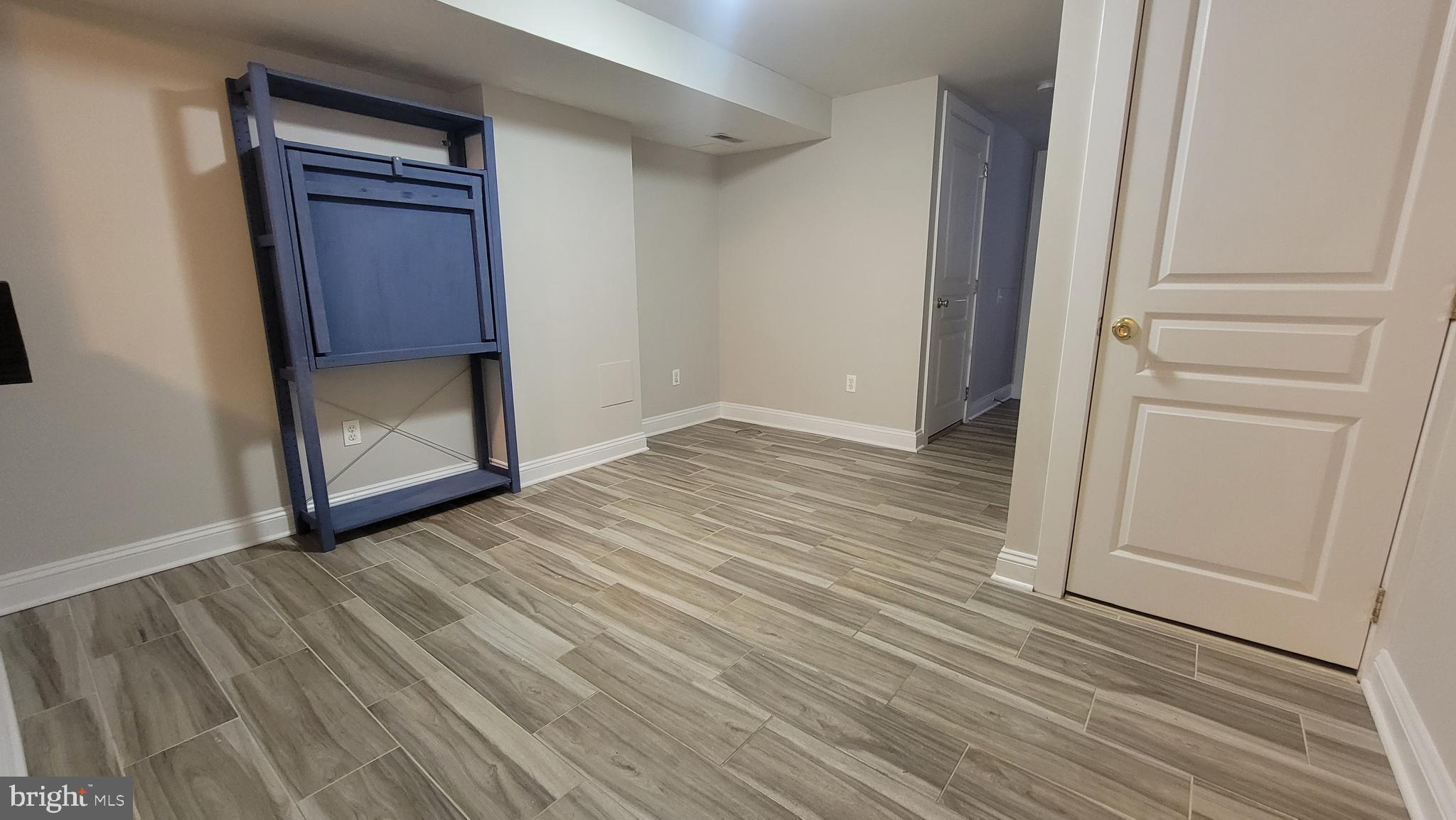 WOODBERRY - Residential Lease