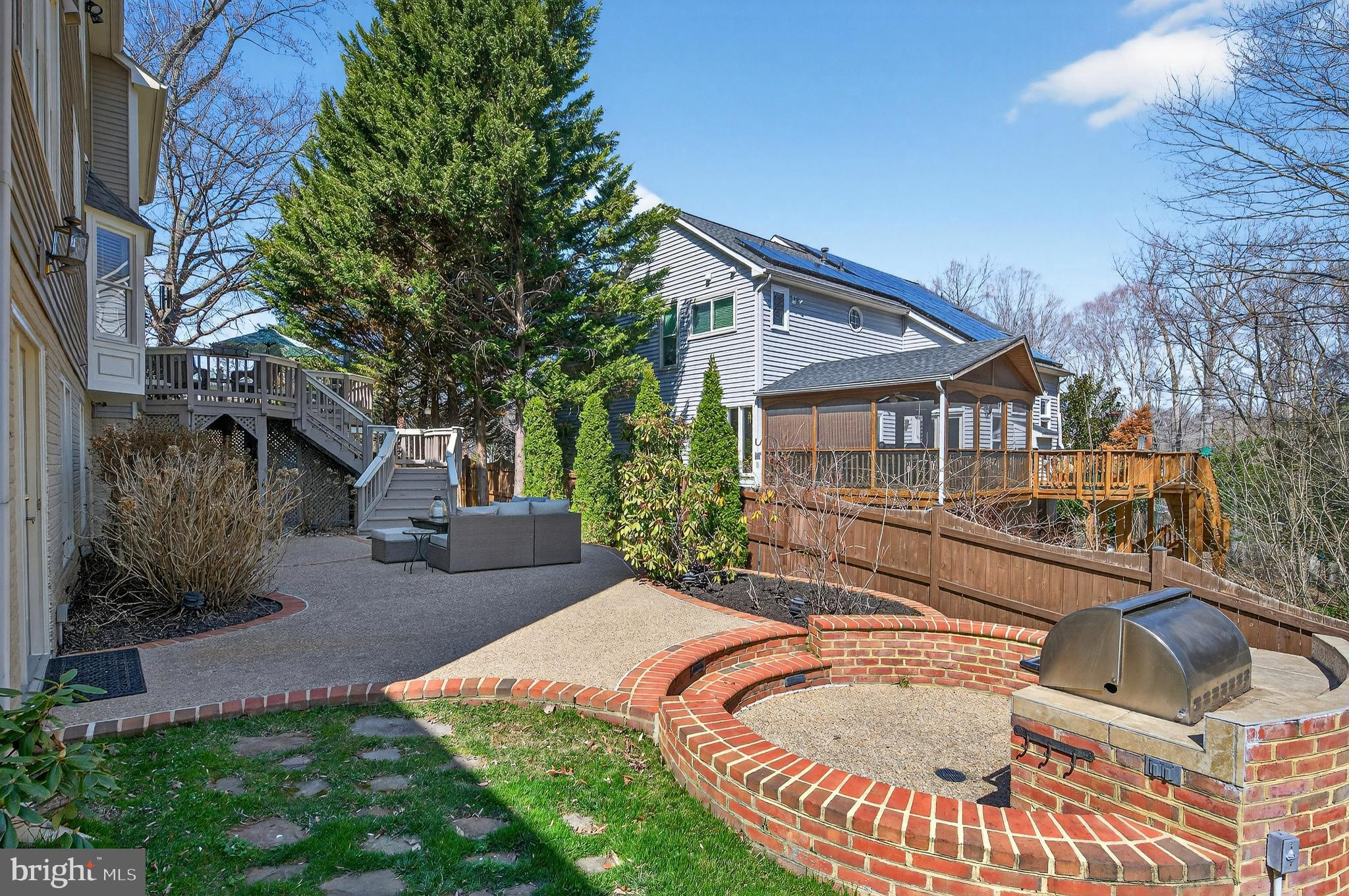 WOODS AT SOUTH RUN - Residential