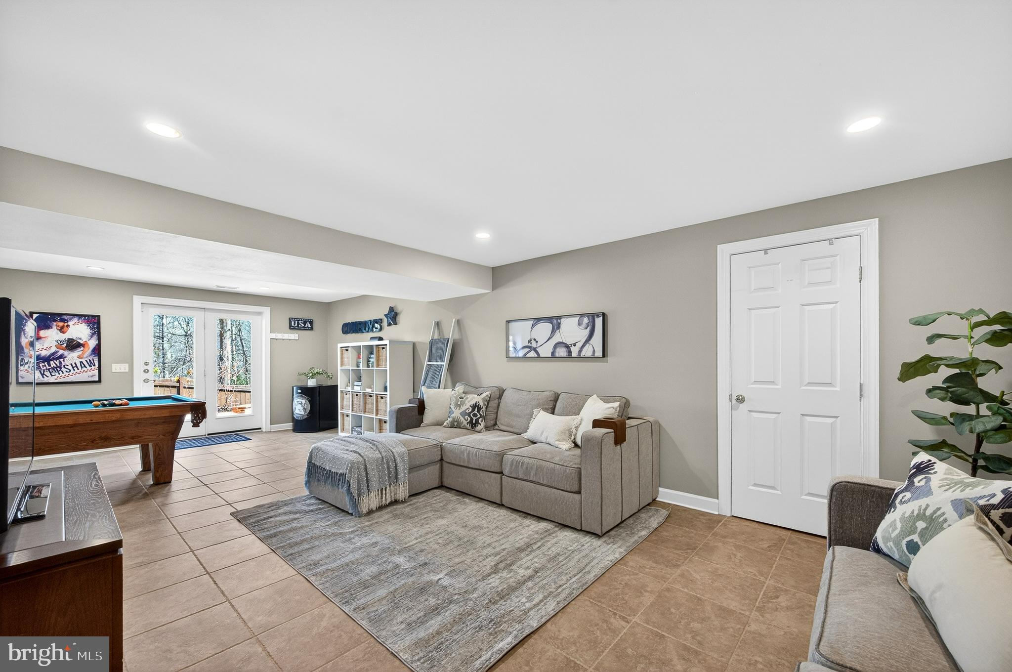 WOODS AT SOUTH RUN - Residential