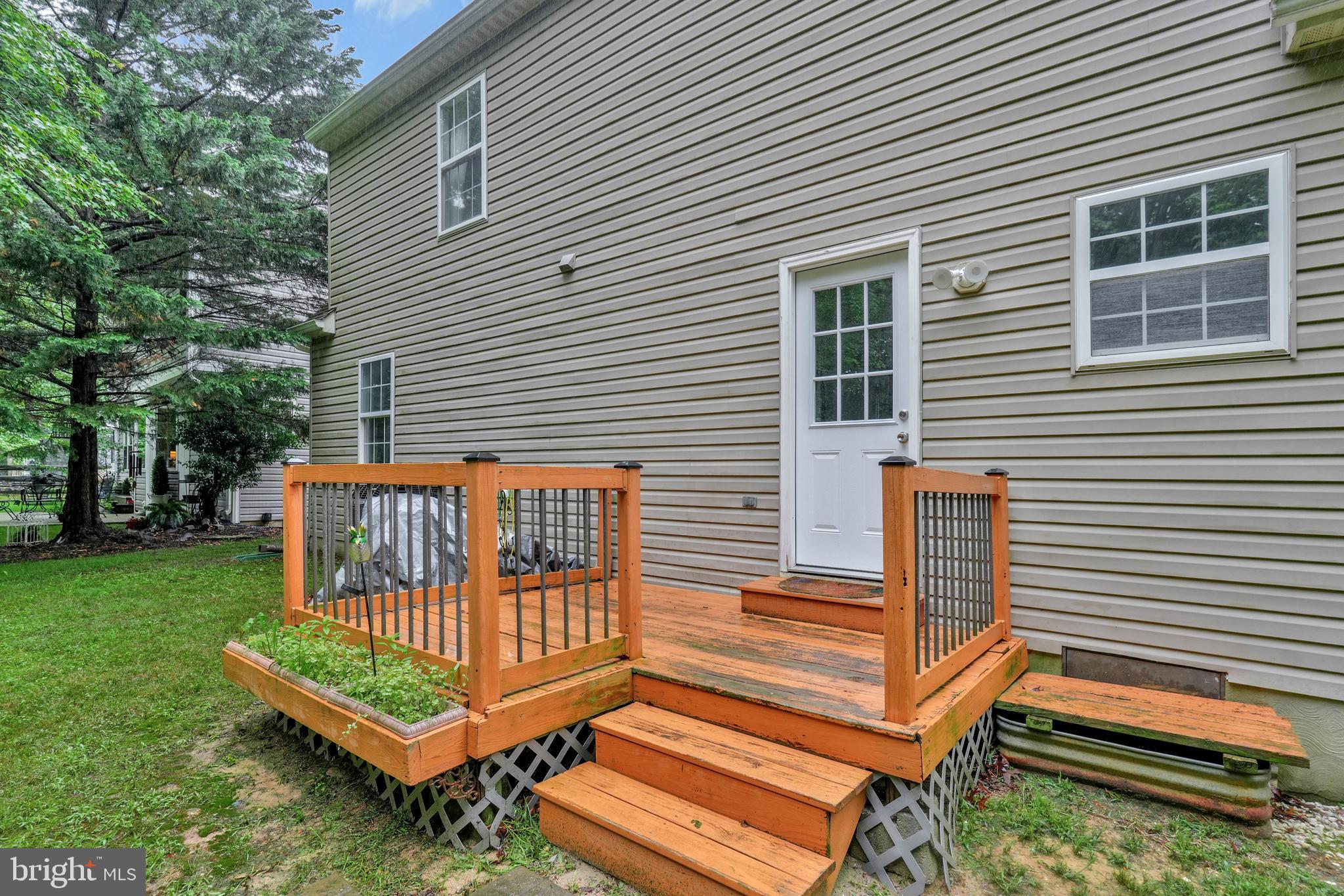 ST CHARLES SUB - HAMPSHIRE - Residential