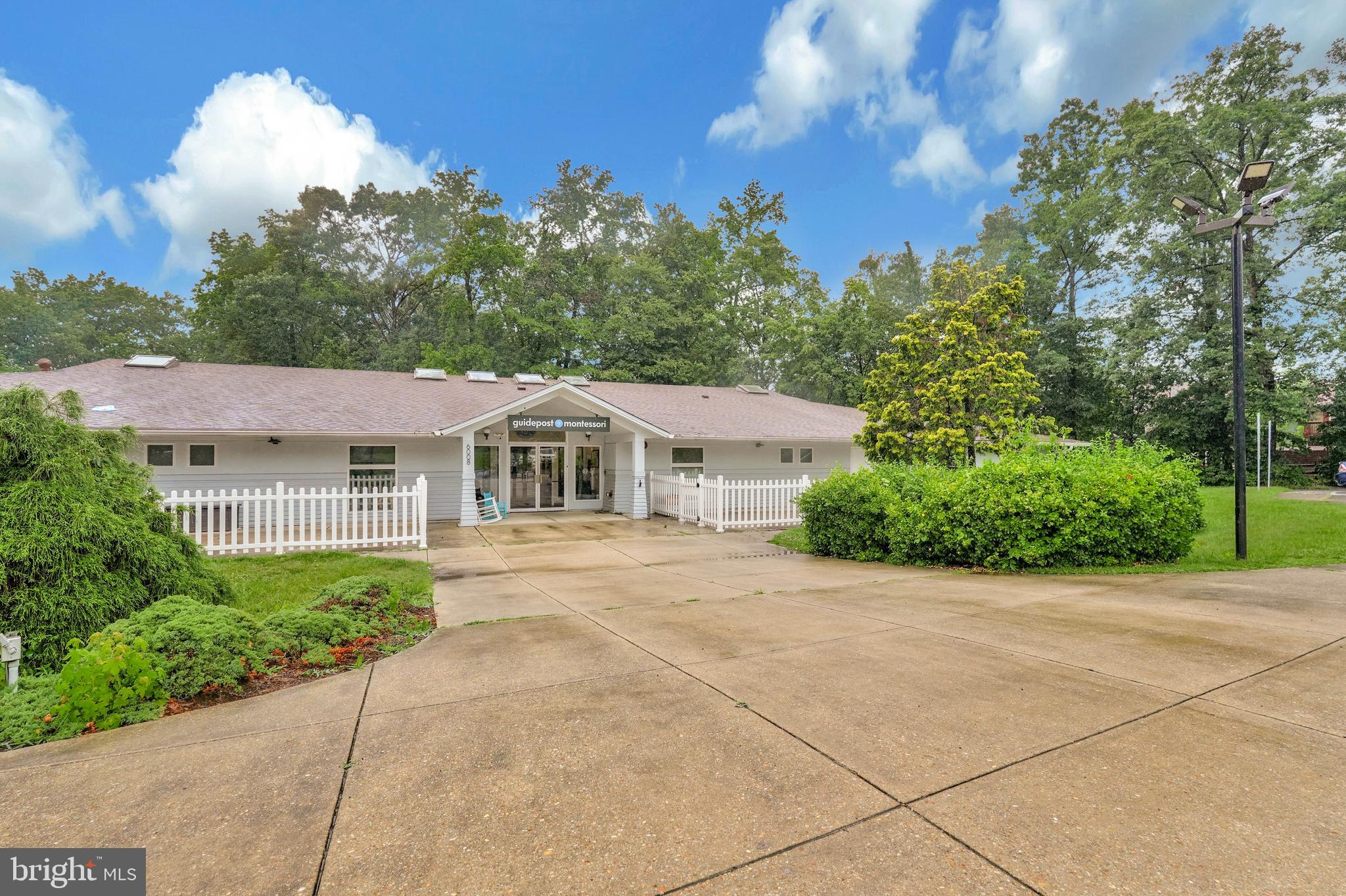 ST CHARLES SUB - HAMPSHIRE - Residential