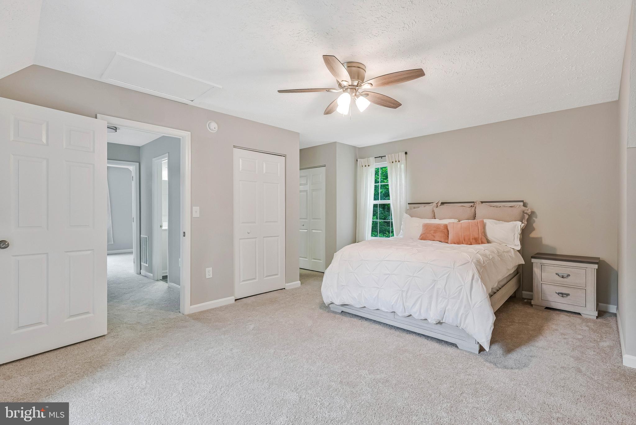 ST CHARLES SUB - HAMPSHIRE - Residential