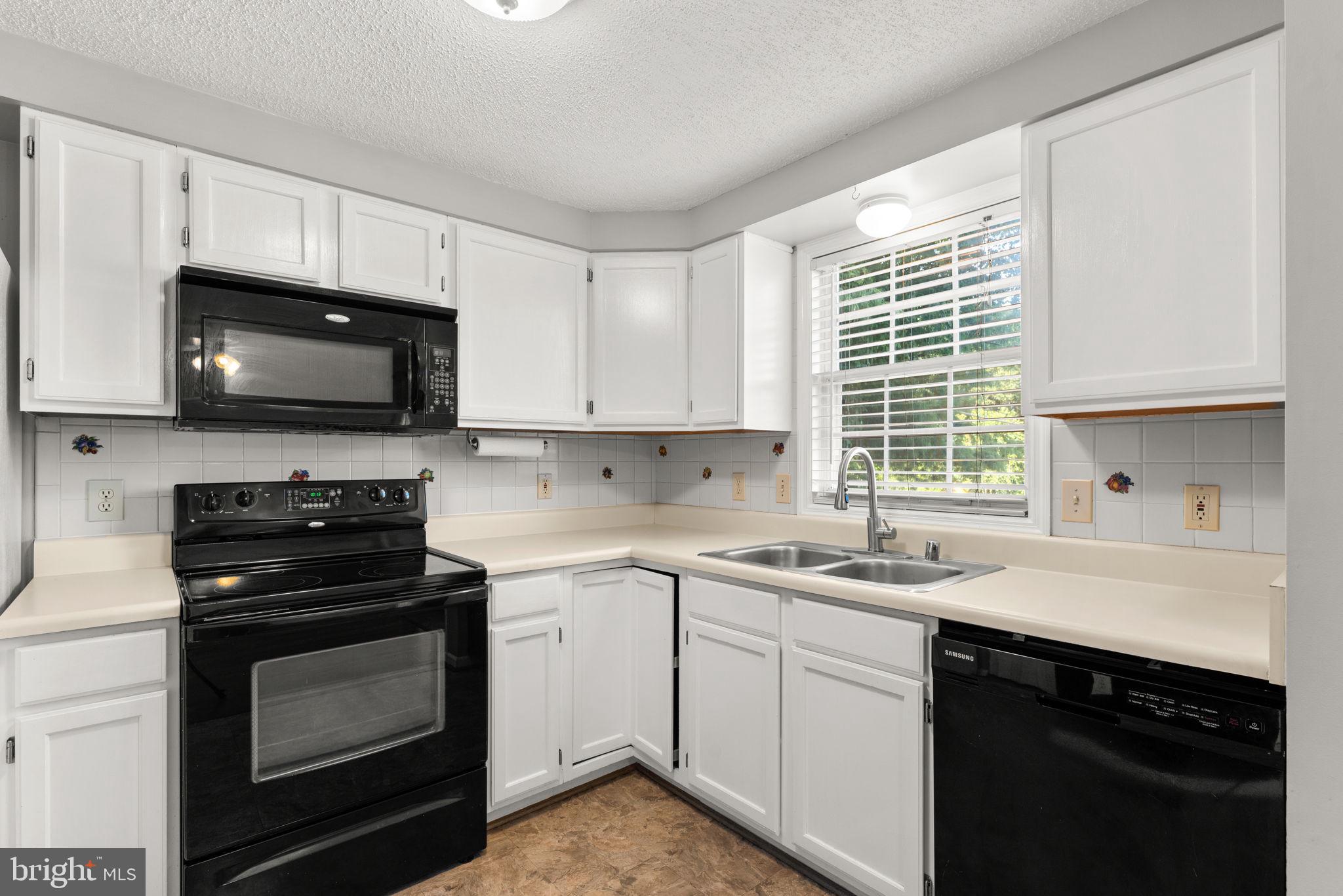 JACOBS MEADOW - Residential