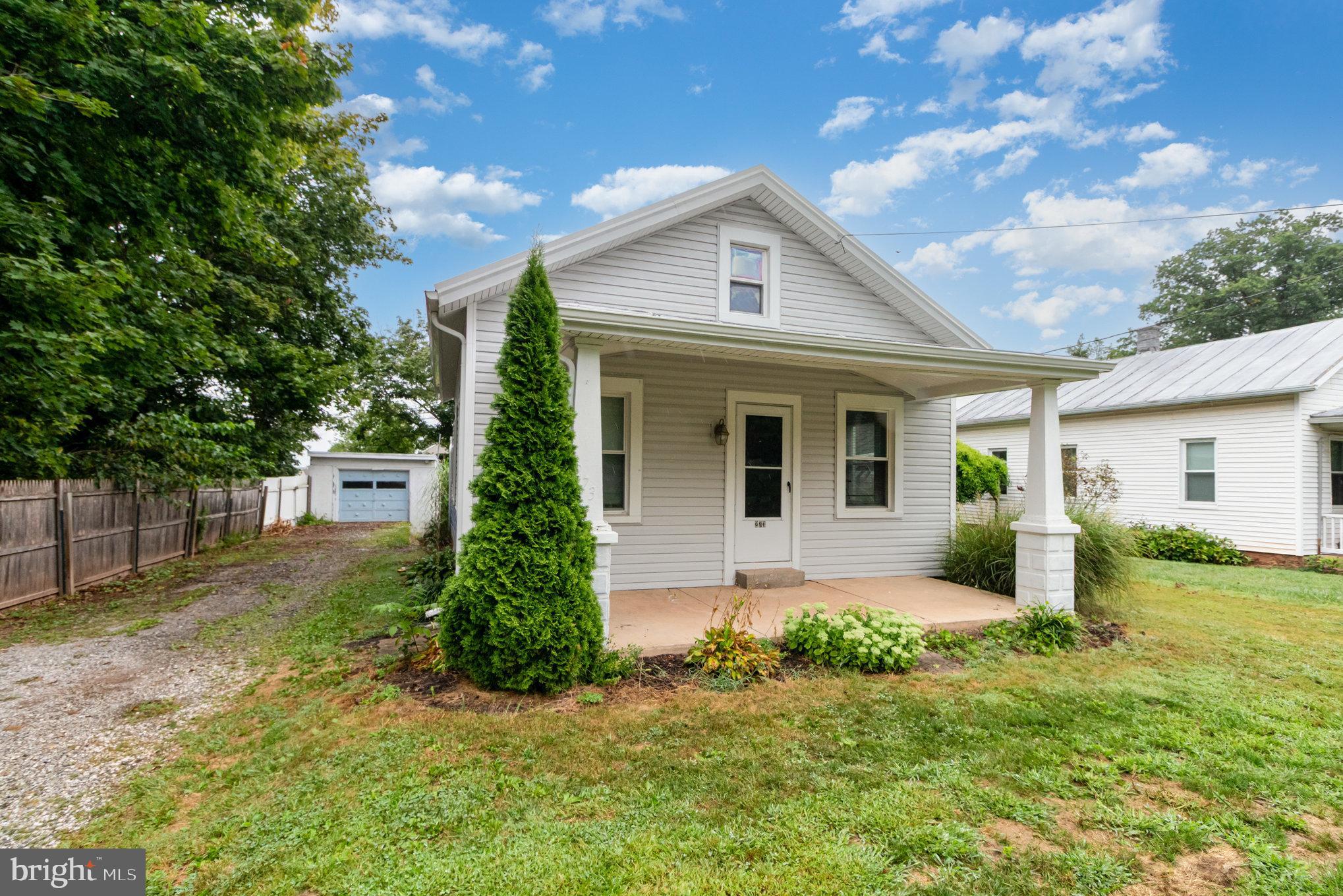 Ranch home with solar panels. Huge backyard, 1 car garage. Great investment