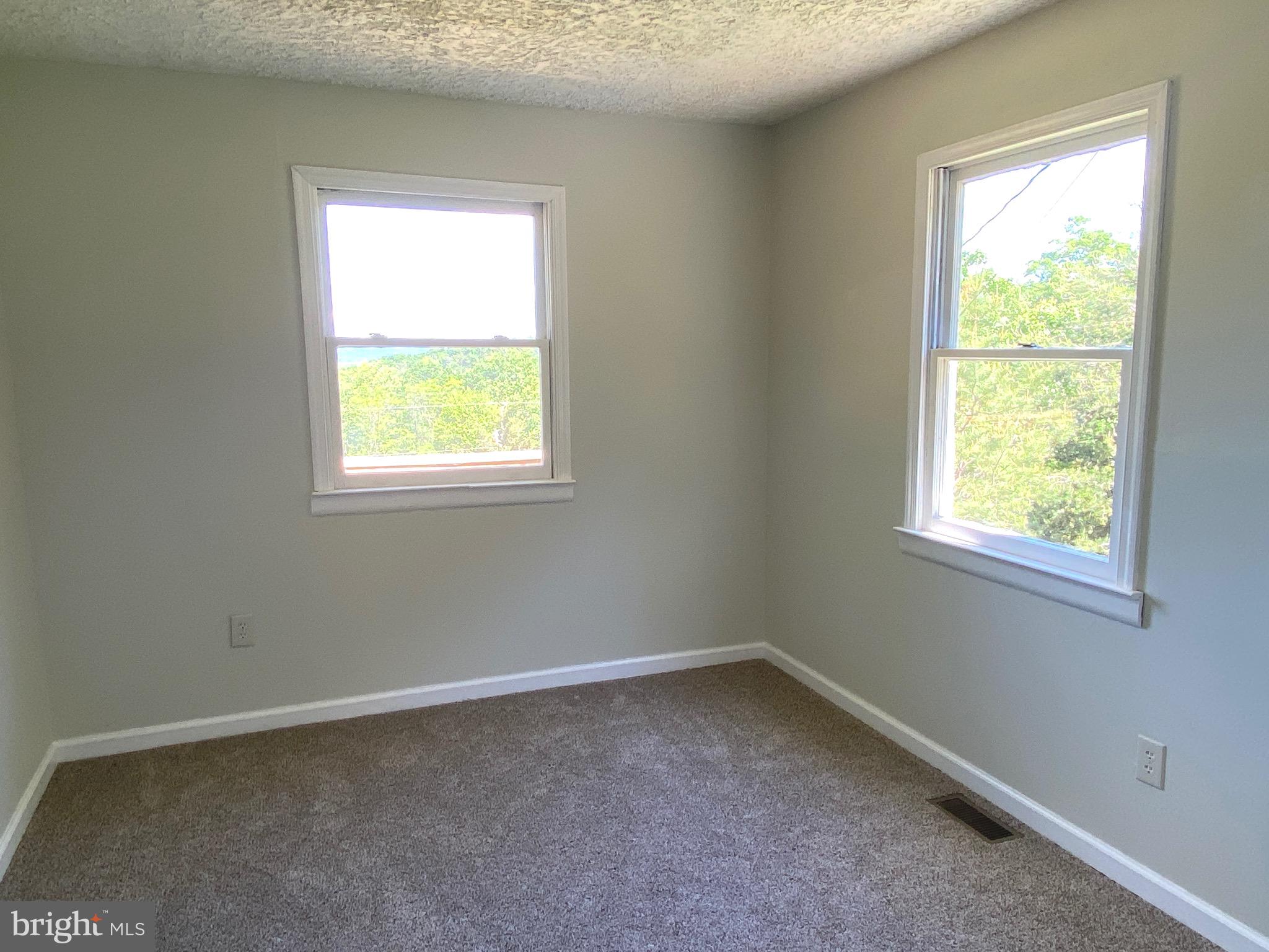 TIMBER MOUNTAIN - Residential