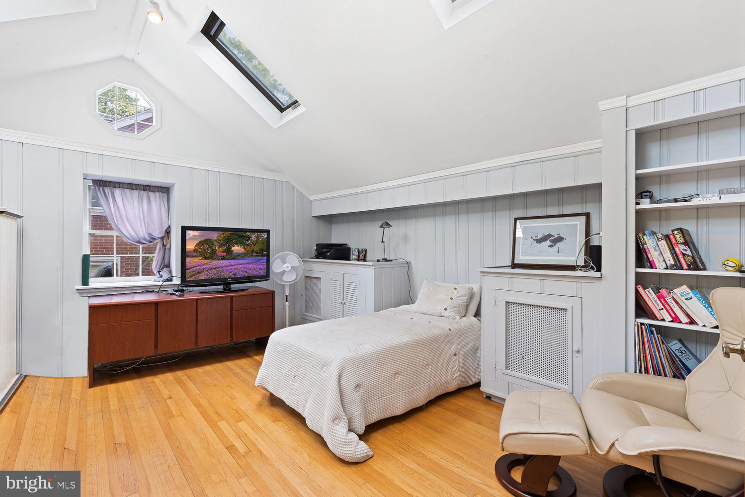 MERION PARK - Residential