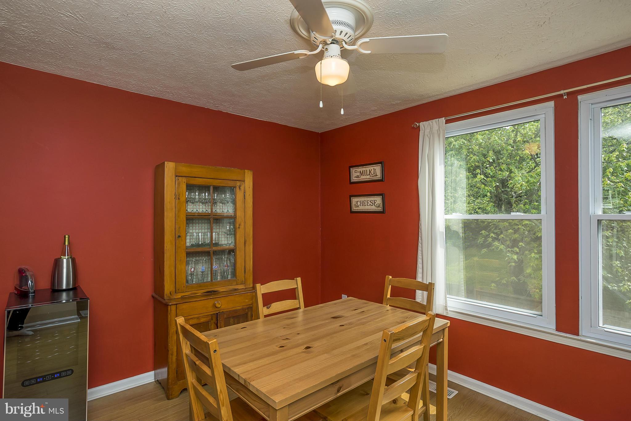 GLEN OAKS - Residential