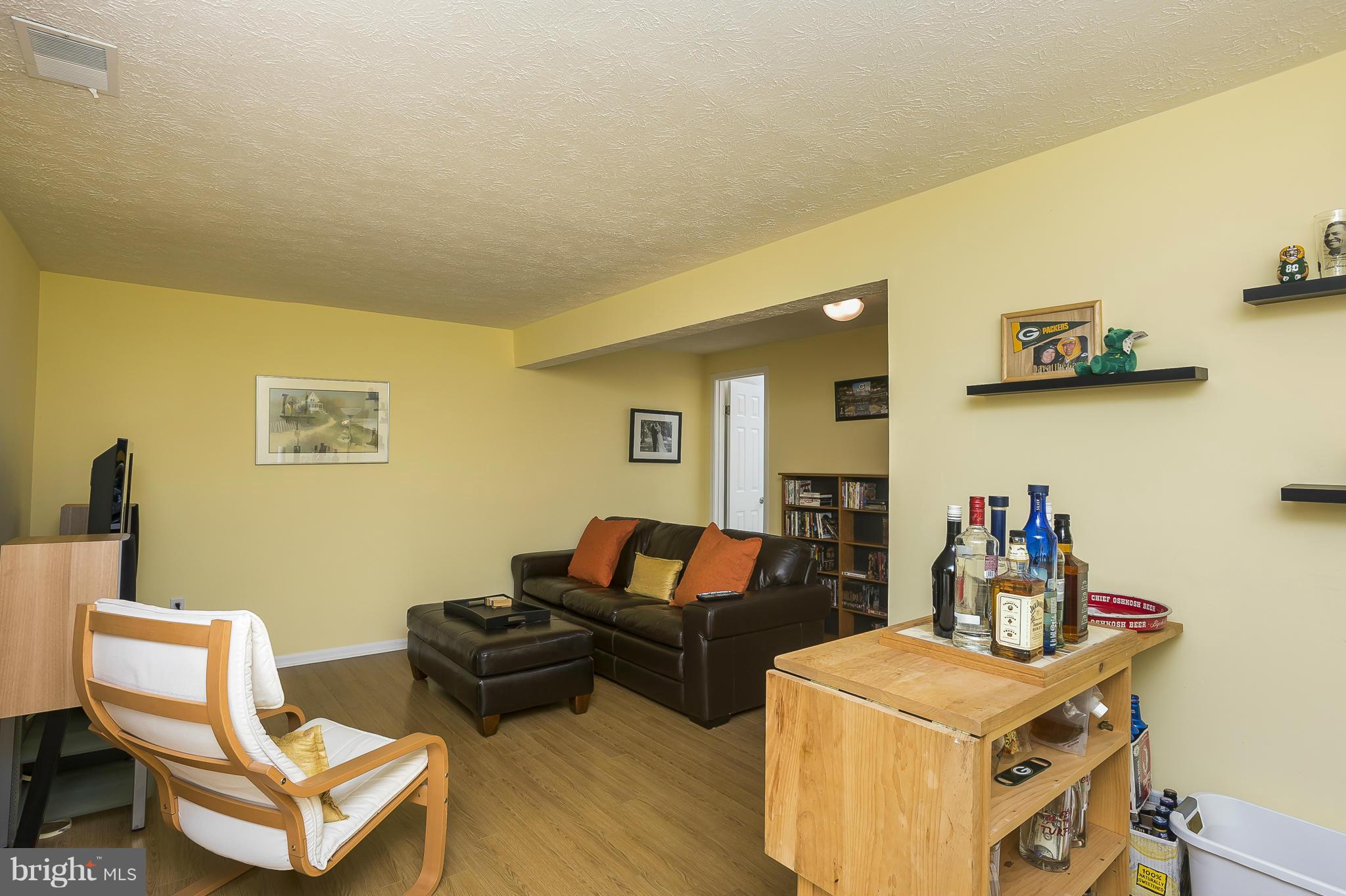 GLEN OAKS - Residential