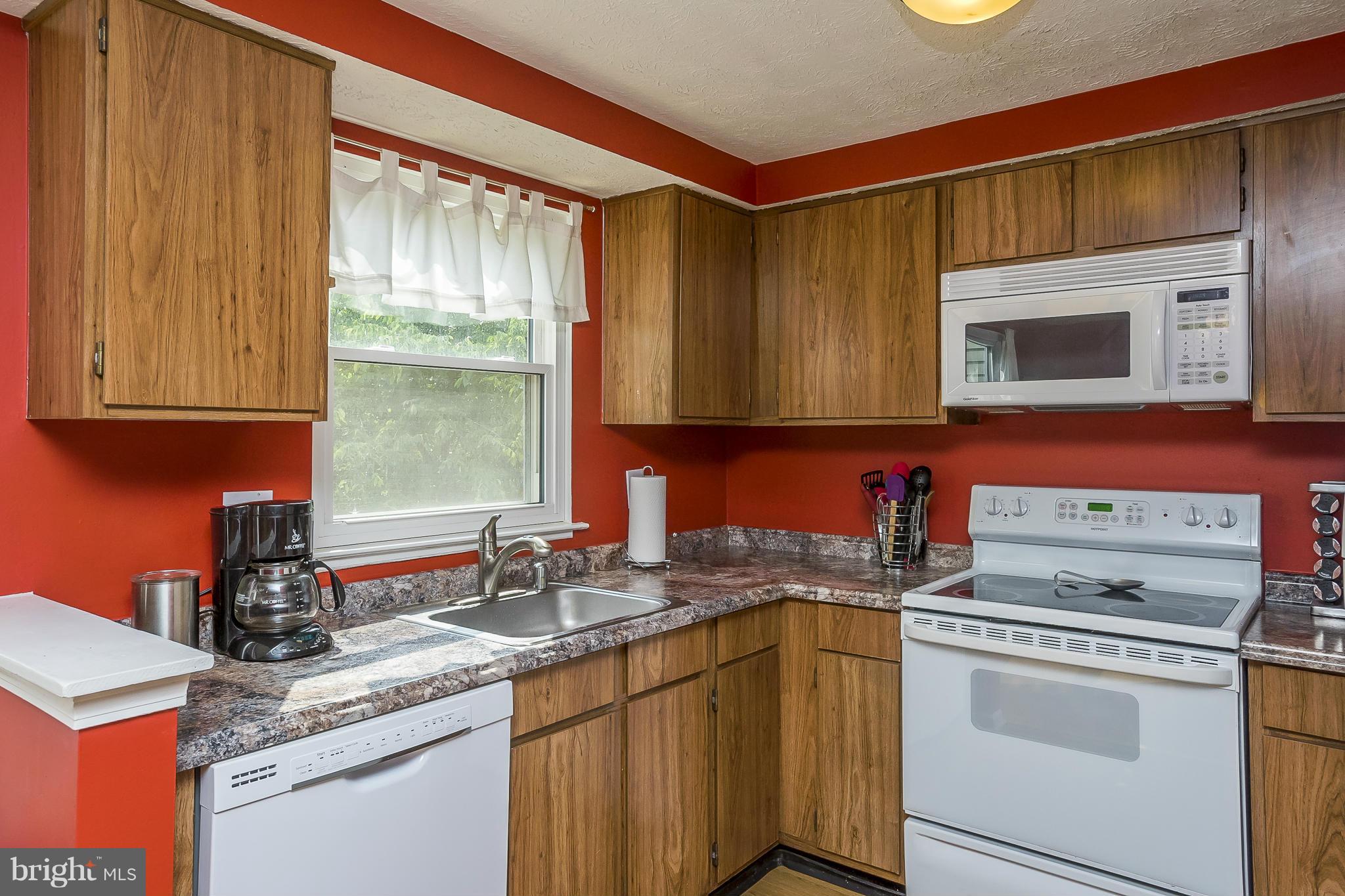 GLEN OAKS - Residential