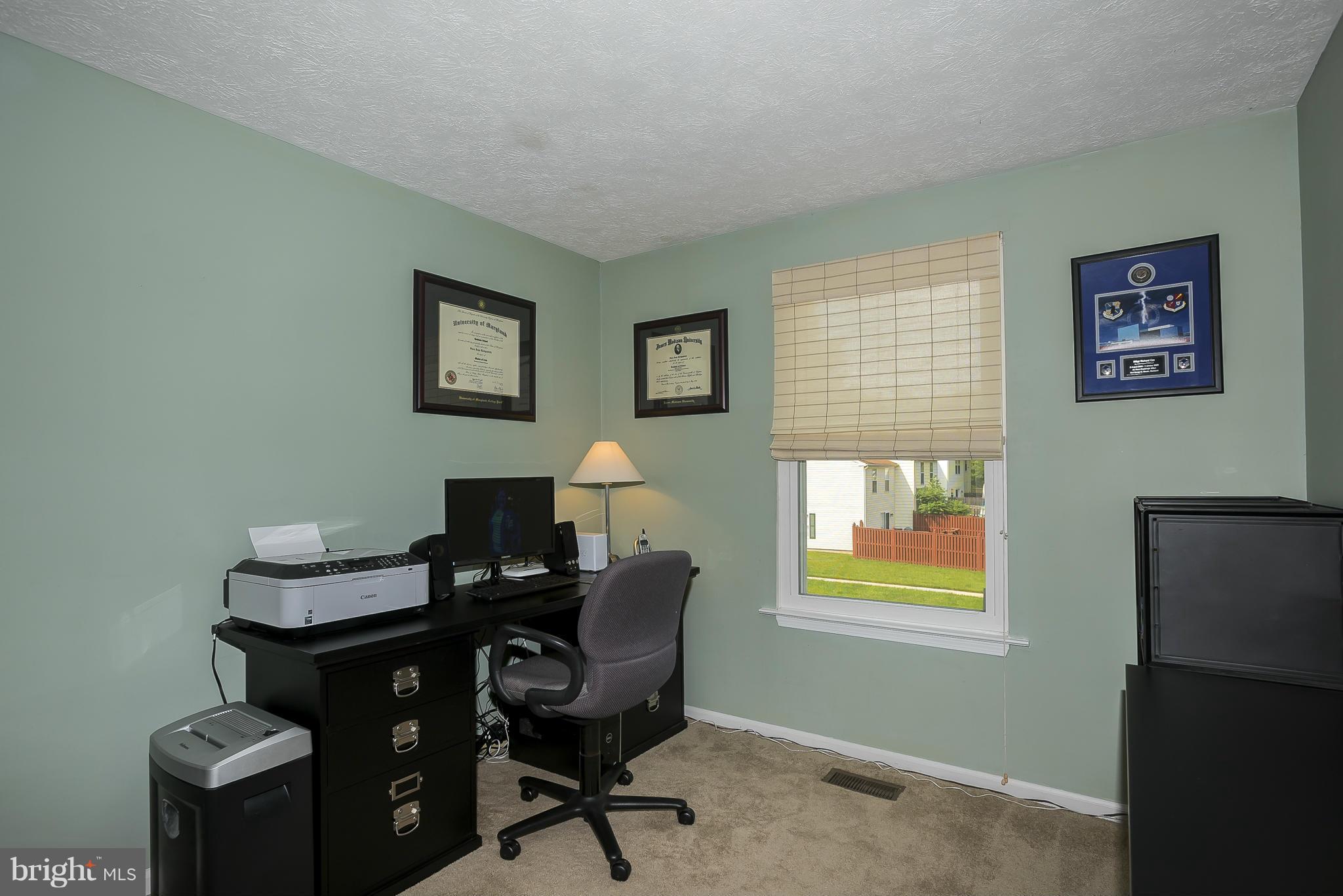 GLEN OAKS - Residential